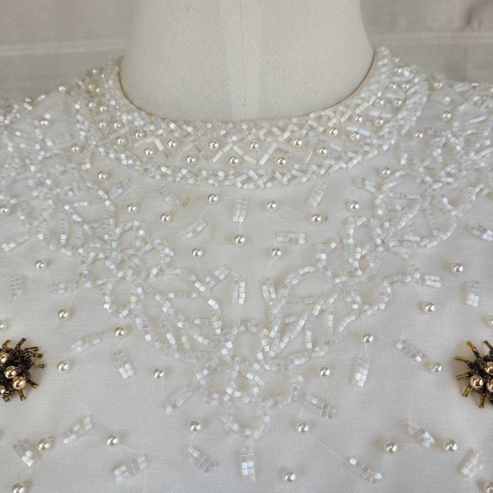 1960s Exquisite Beaded Sleeveless Top From Hong Kong Size Sm Great Condition
