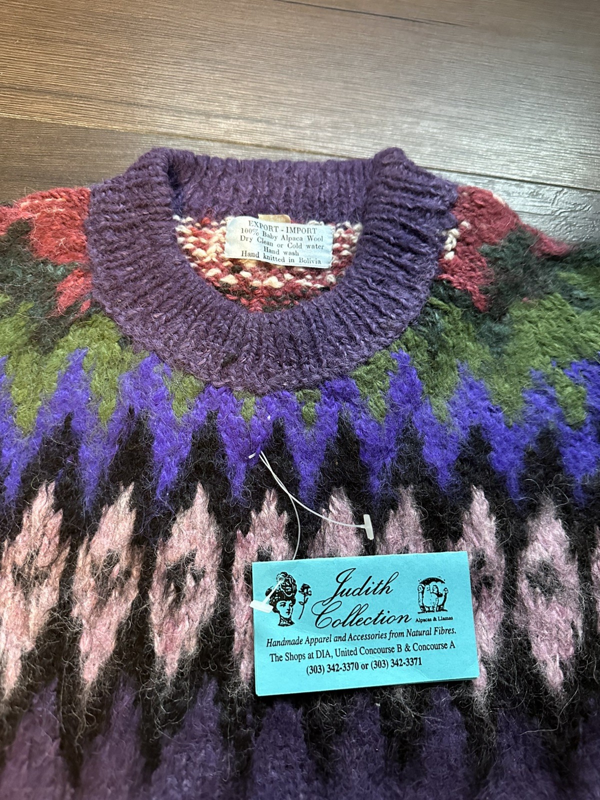 Hand Made Bolivia 100% Baby Alpaca Llama Wool Women’s Large Sweater