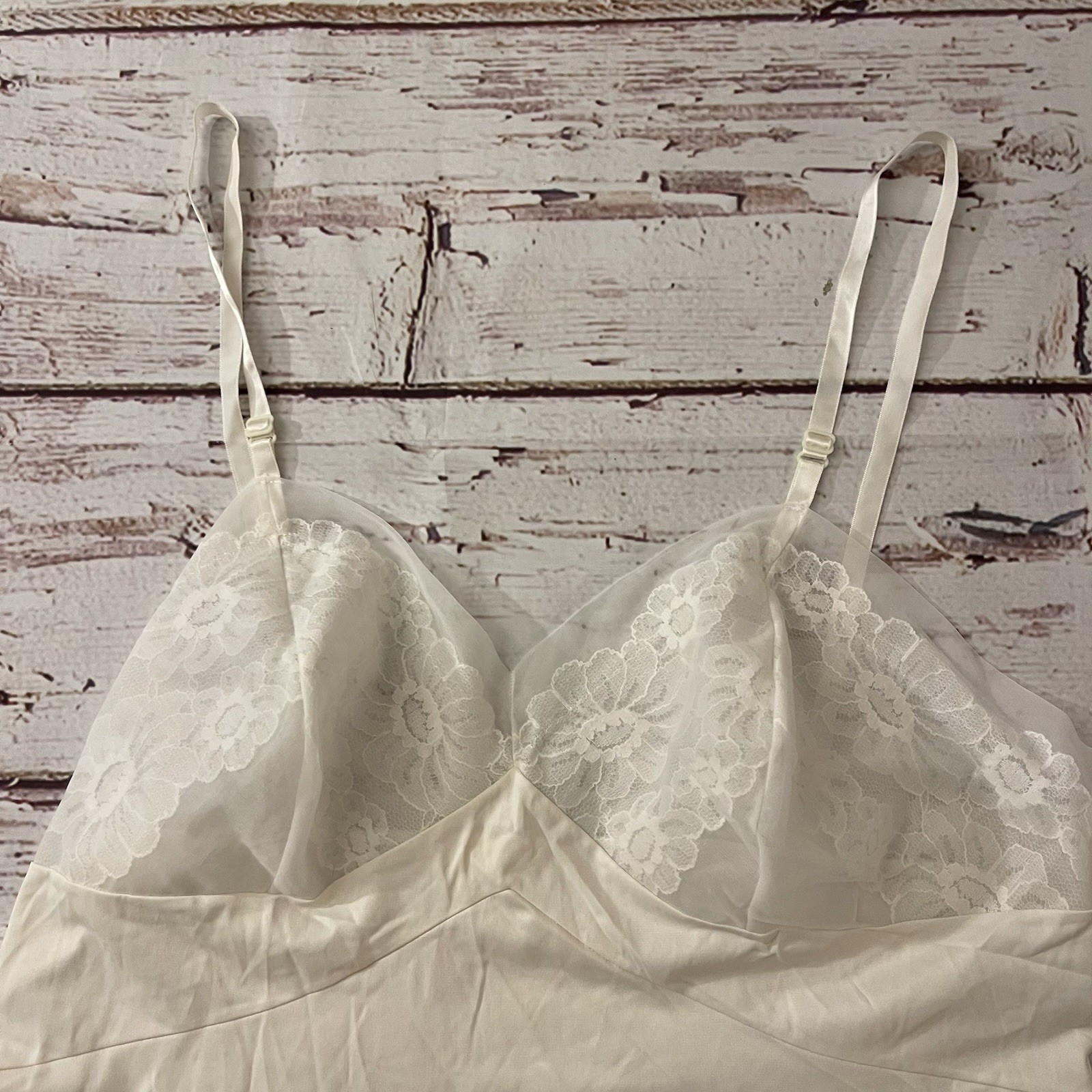 Vintage Vanity Fair Nightgown Size 38 Tricot All Nylon Lace Lingerie Womens Sexy