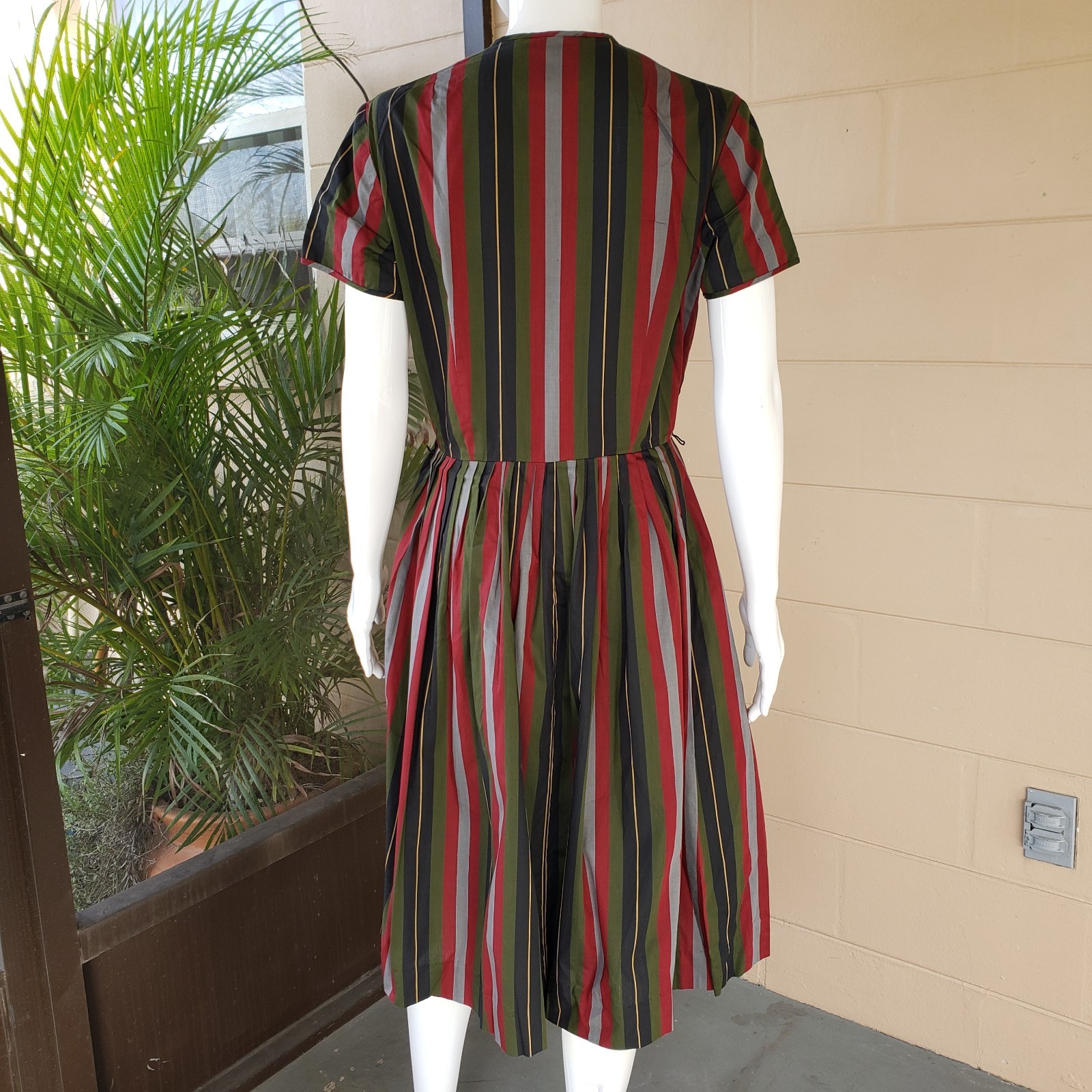 Vintage Bobbie Brooks 60s Striped Day Dress Red Black Green Grey Women Size S/6