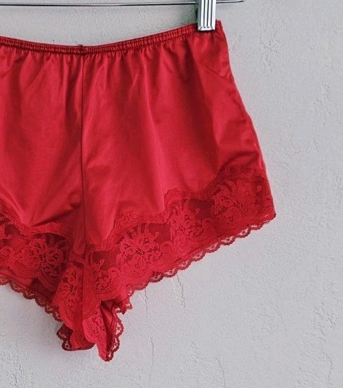 Vitg 80s Esteem Nylon Satin Lace Trim Red Cheeky Tap Shorts Womens Small 5 USA