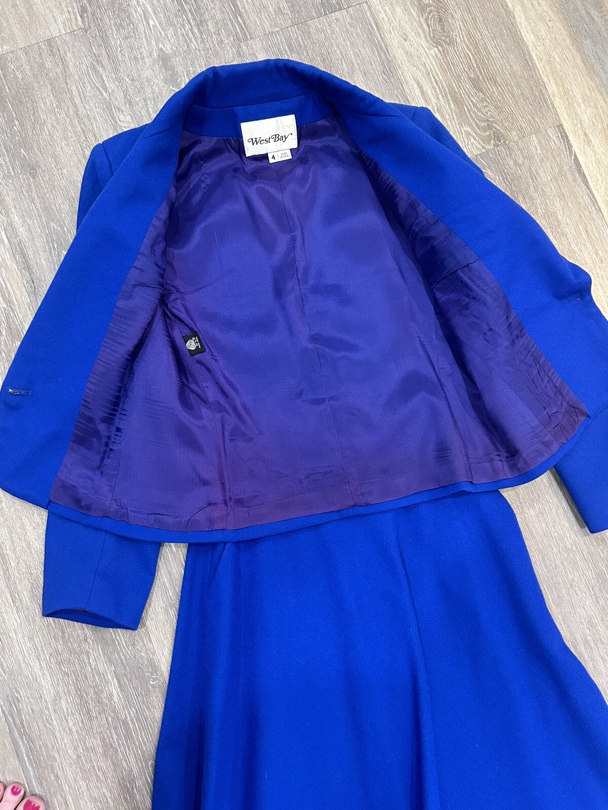 AMAZING Vtg 1960s West Bay Blue 100% Pure Wool Blend 2 PC SKIRT SUIT Sz 4