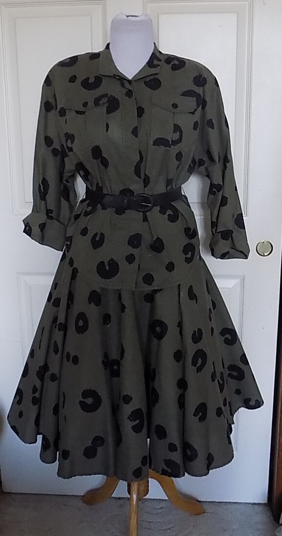 Vintage 80s Army Green Black Print Blouse Circle Skirt N.R. 1 by Ned Gould 12