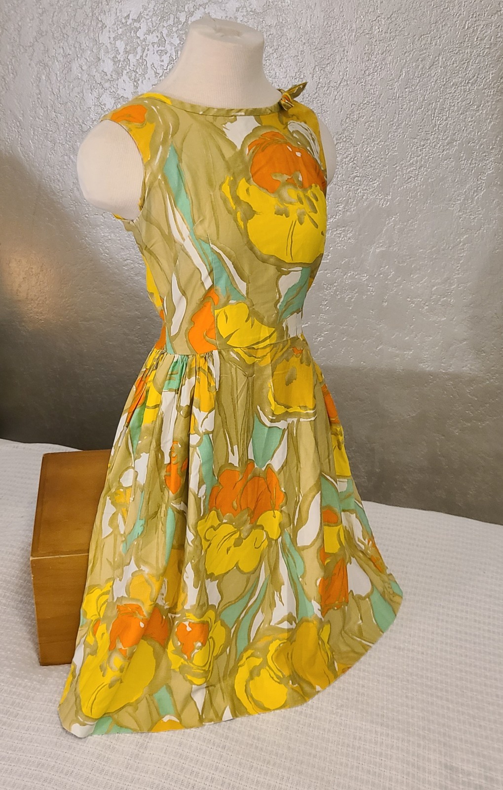 Vtg 60’s Loungecraft Original Floral Cocktail Dress XS Yellow Orange Tan Mad Men