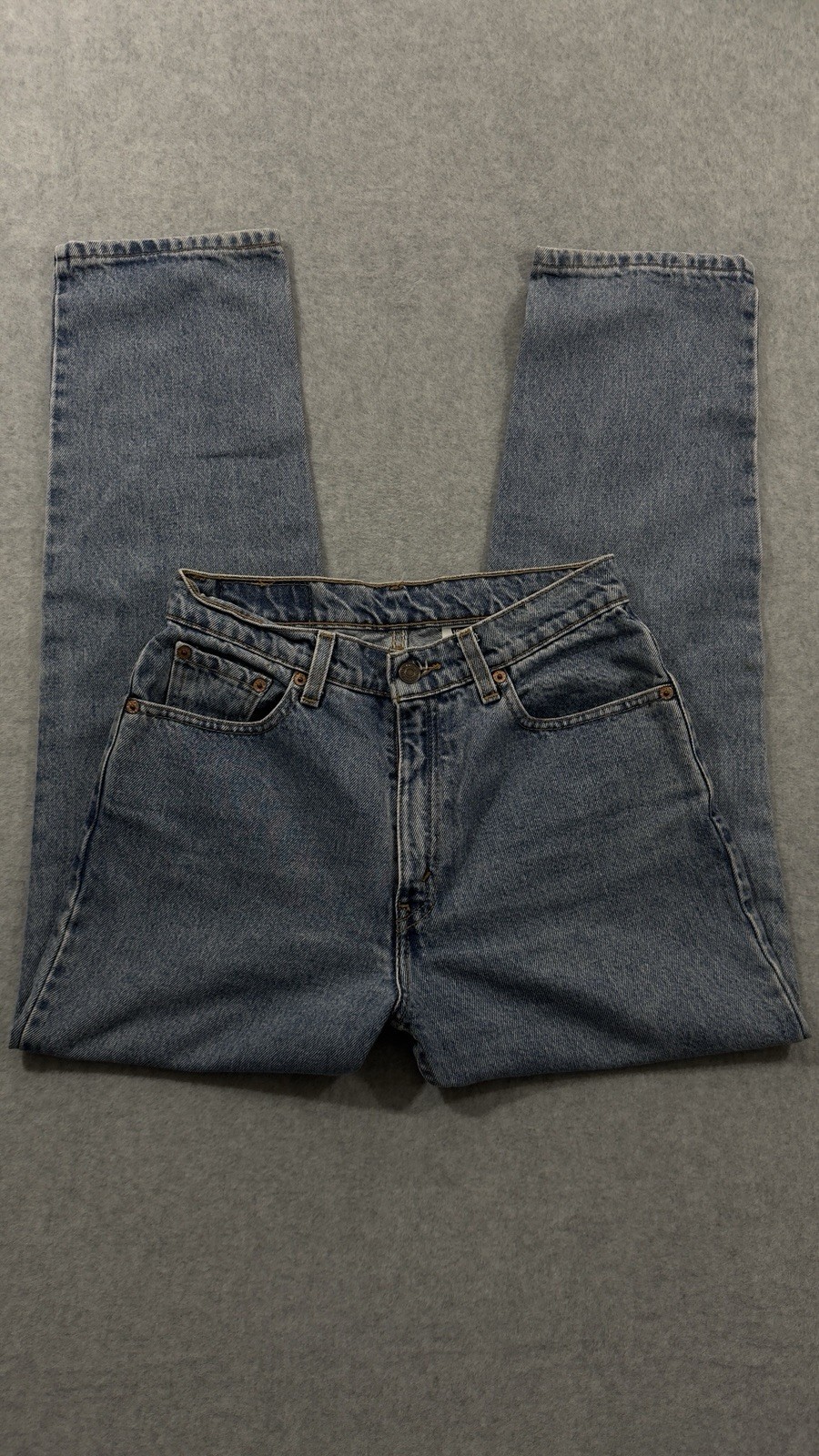Vintage 90’s Levi’s 512 Slim Fit Straight Leg Light Wash Blue Jeans Size 8