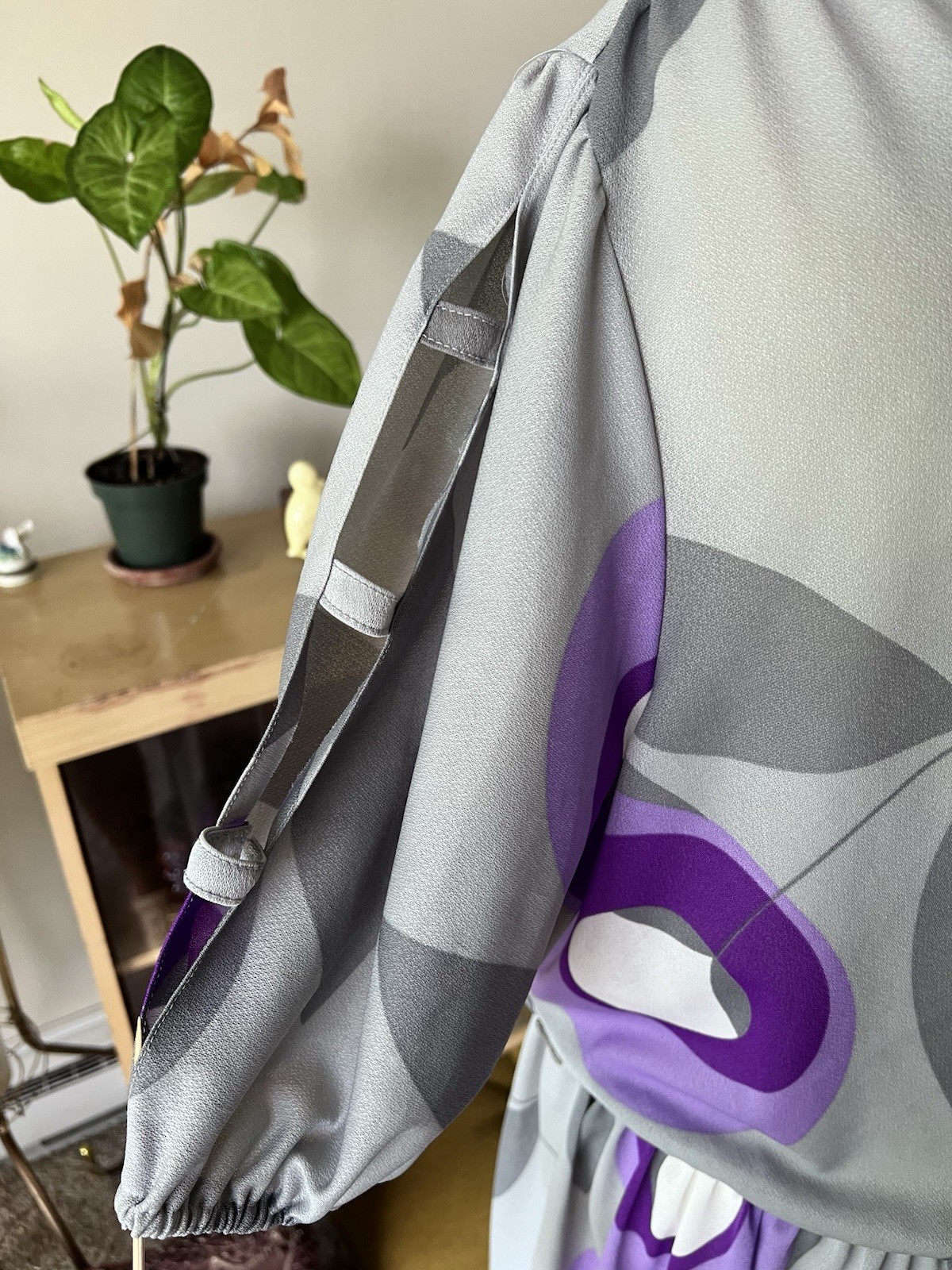 VTG 60s Grey & Purple Bullseye Secretary Dress W/ Neck Tie Detail – XL/2XL