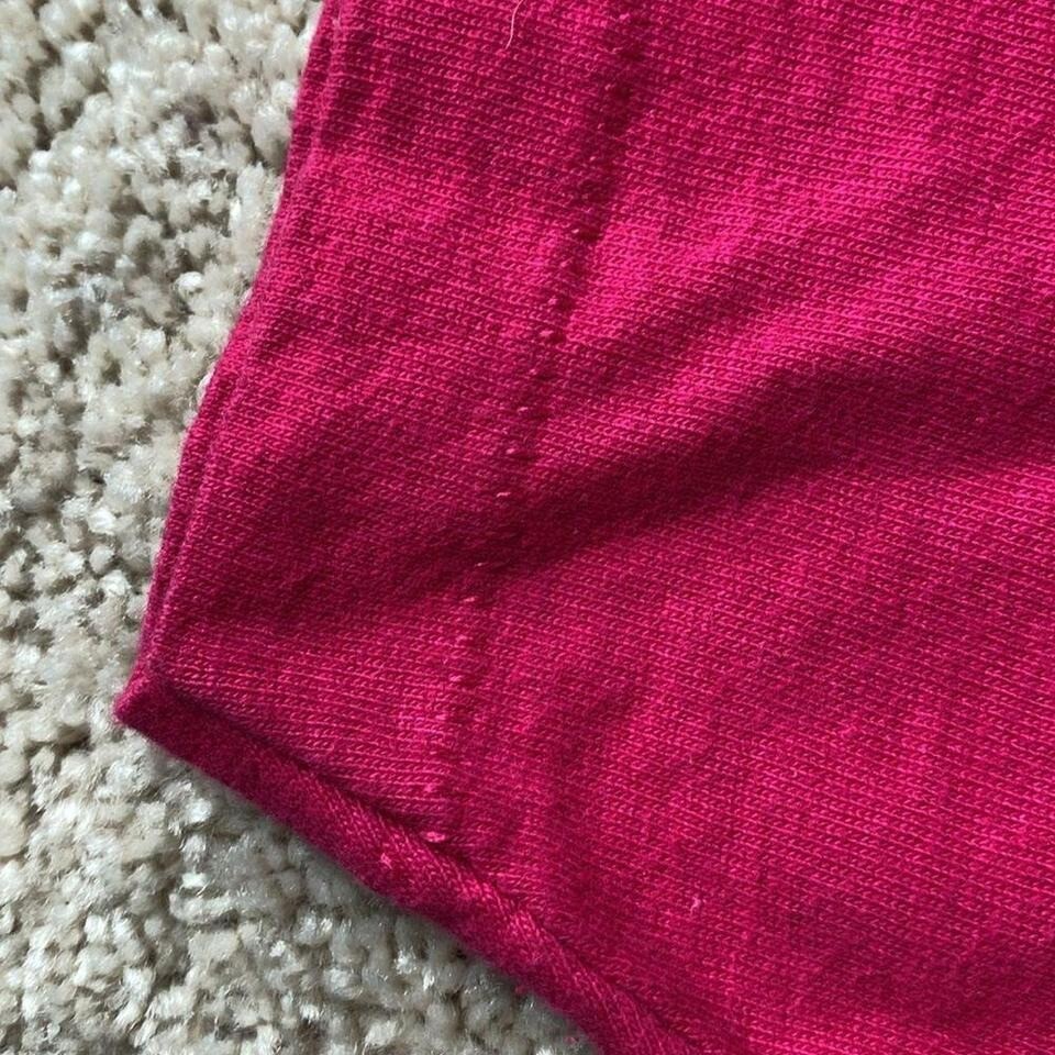 Vintage Fruit of the Loom Pink Feather Graphic T-Shirt L Single Stitch USA Made