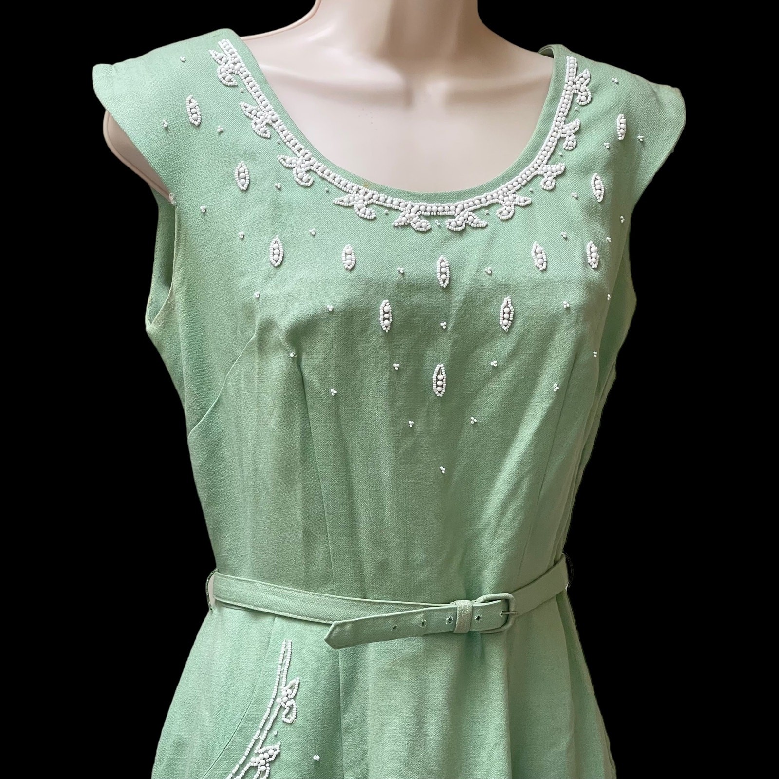 Beaded Sexy Green Wiggle Dress 1960’s Linen A-Line Pencil Skirt W/Pocket Vintage