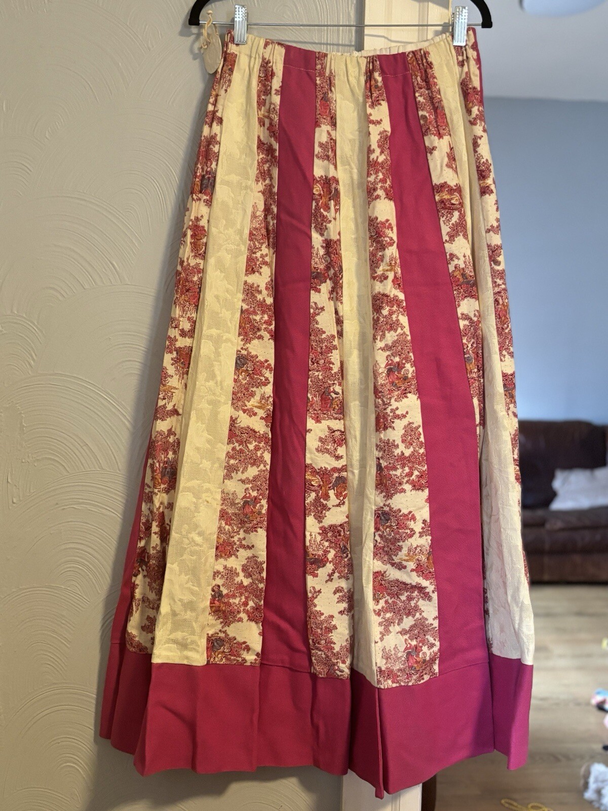1970s Vintage Chessa Davis Toile De Jouy Printed Maxi Skirt