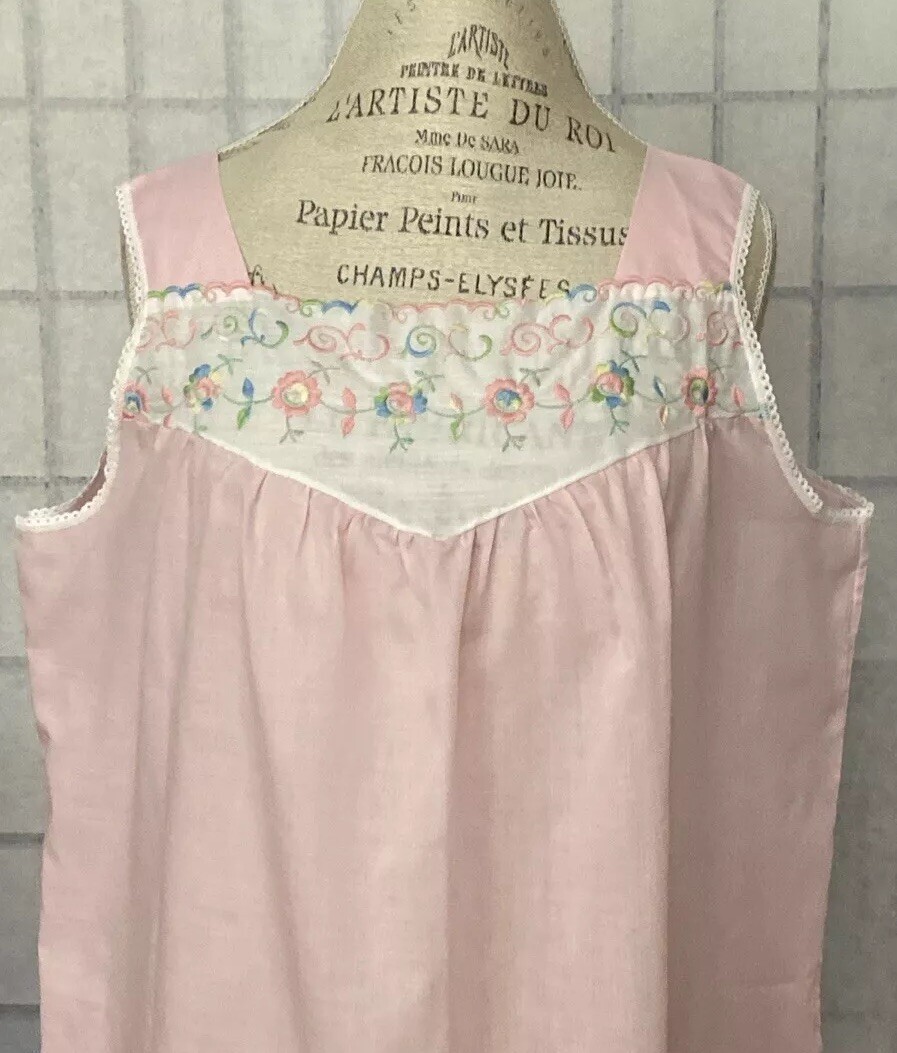 Improved Living NIP VTG 60/70s Wom Estim XL/2XL Embroider Bodice Gown 48” Bust