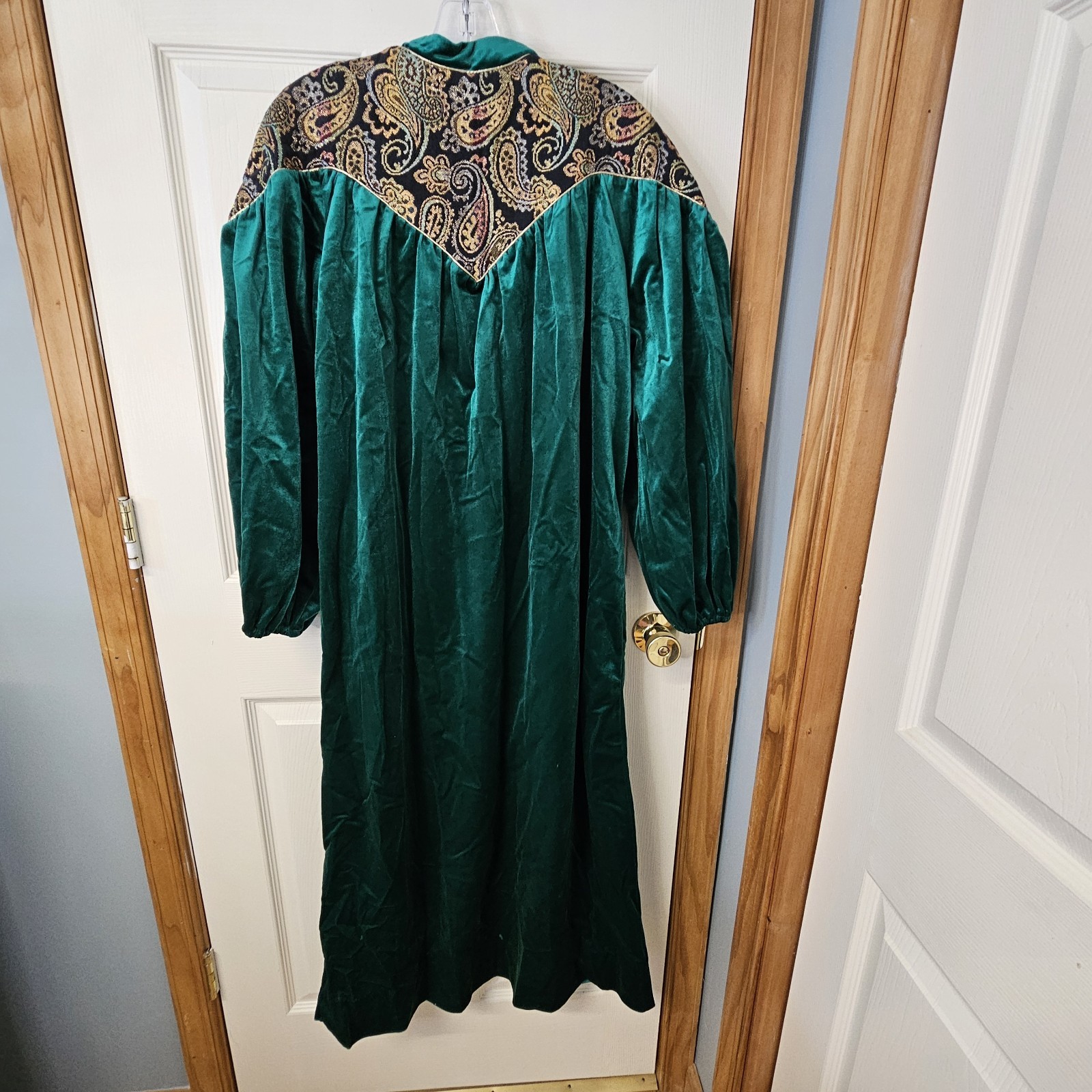 Vintage MCM Velour Embroidered Bathrobe Emerald Green Women’s Petite USA