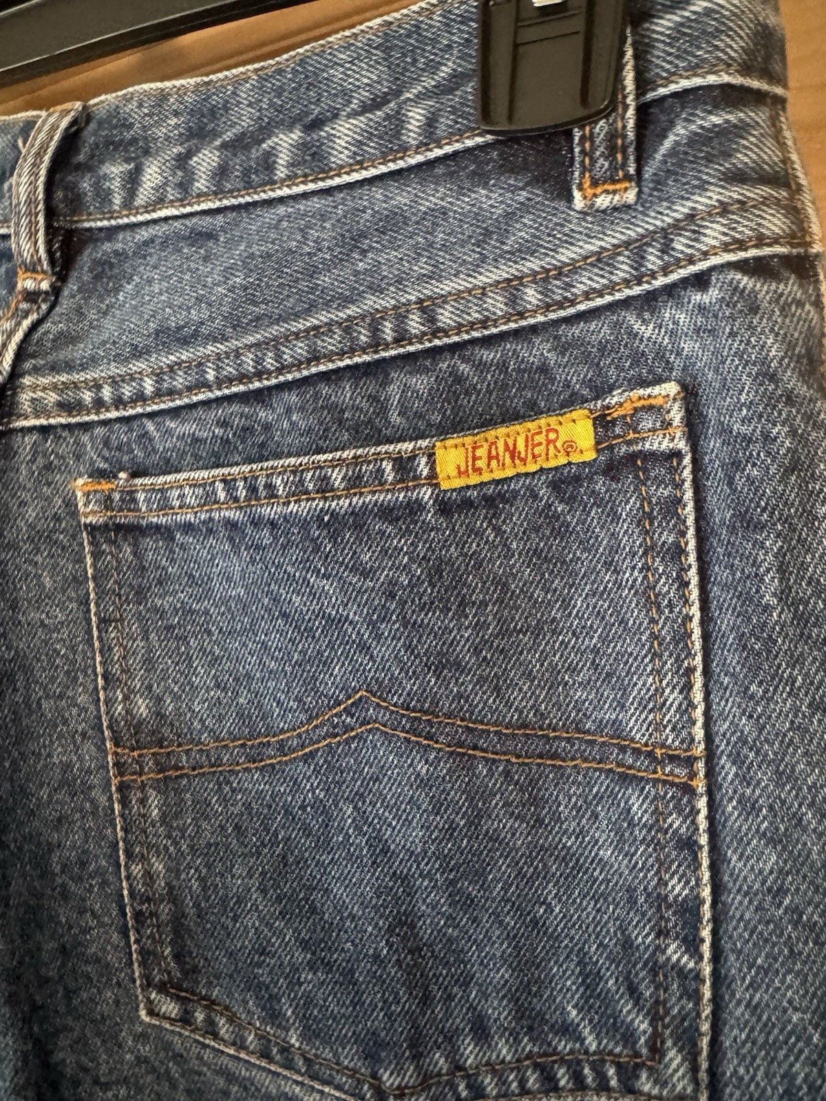 1980s /1990s Jeanjer by Jordache medium-wash blue denim jeans