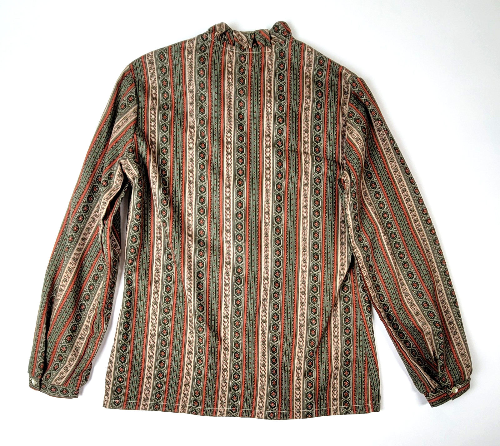 VTG ’70s Lady Holiday Button Shirt Size Small Paisley Print Ruffle Front