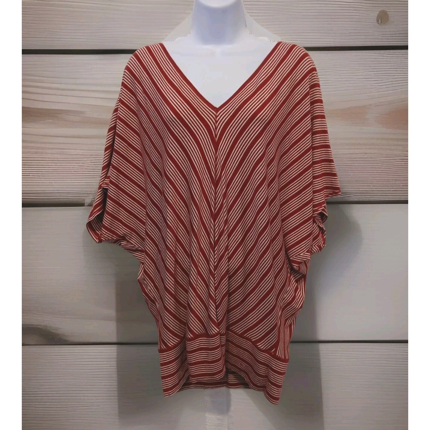 VTG 70s/80s MLLOP Womens XL Red White Rayon / Linen Off Shoulder Top V-Neck
