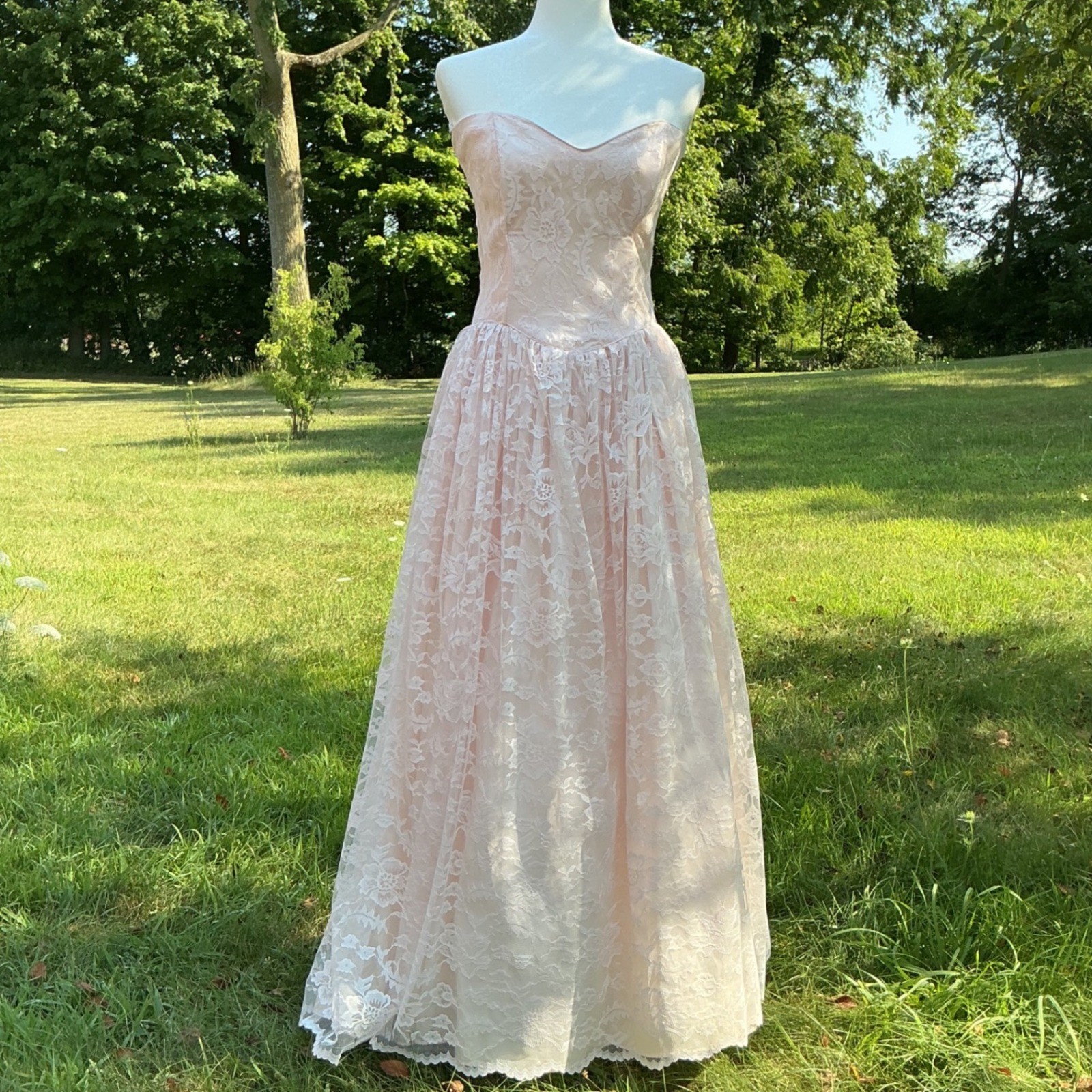 Vintage Gunne Sax Jessica McClintock Blush Lace Strapless Basques Wedding Dress