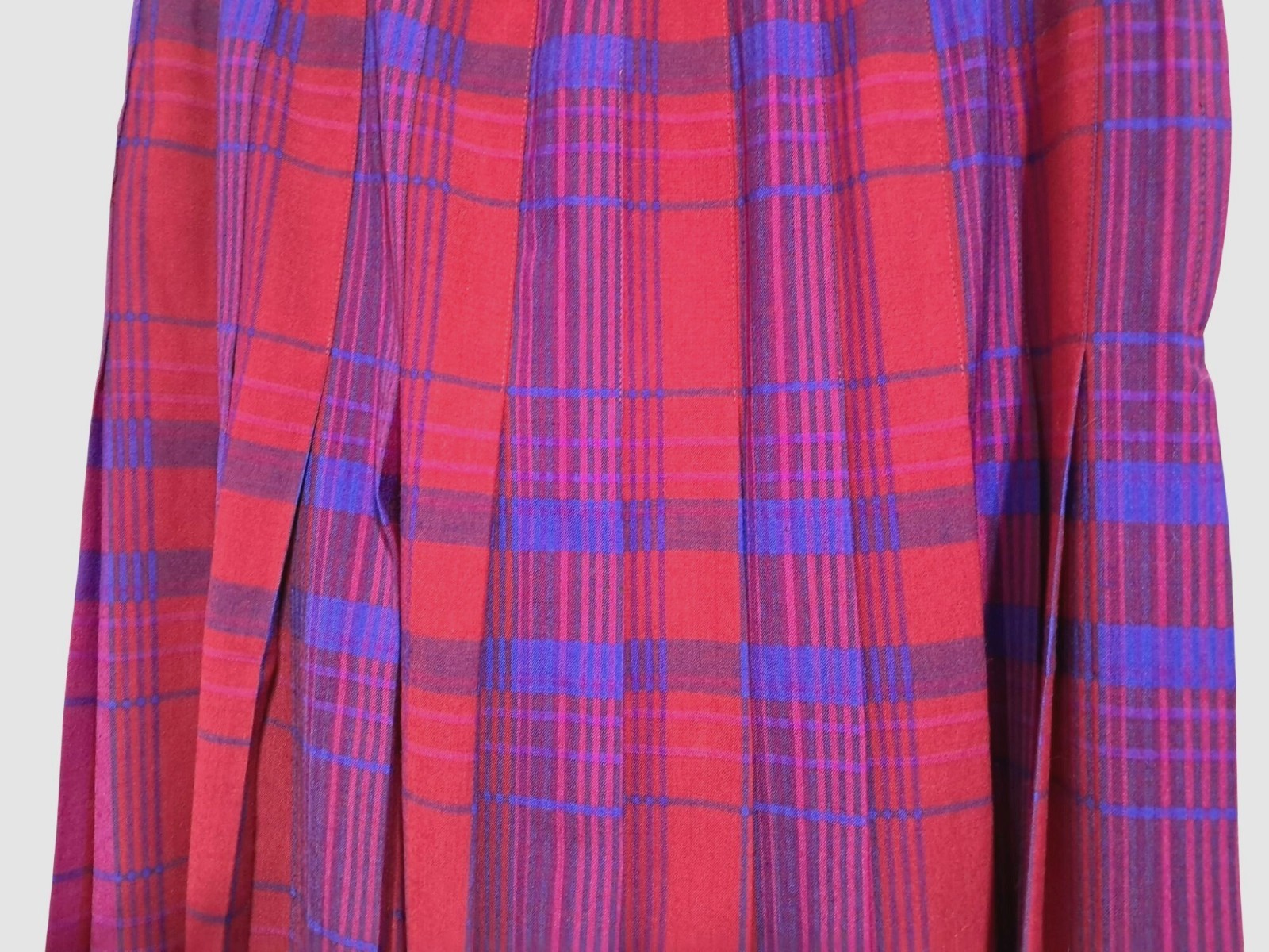 Pendleton Pleated Skirt Womens 6 / 8 Vintage Red Purple Plaid Wool Midi Made USA