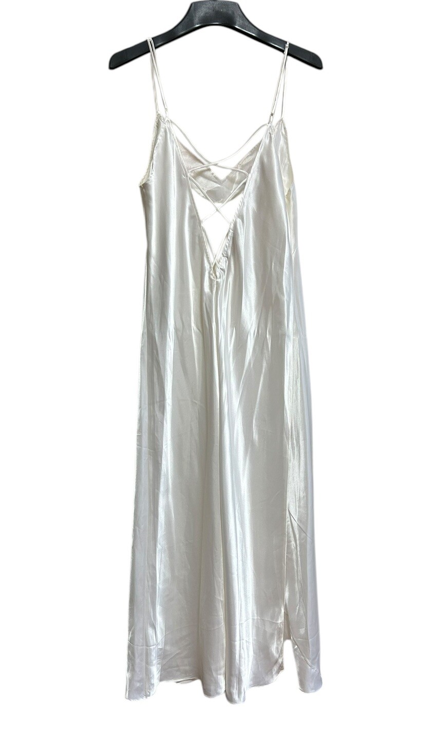 Vintage Victorias Secret Night Gown & Robe Size Medium / Large White Gold Label