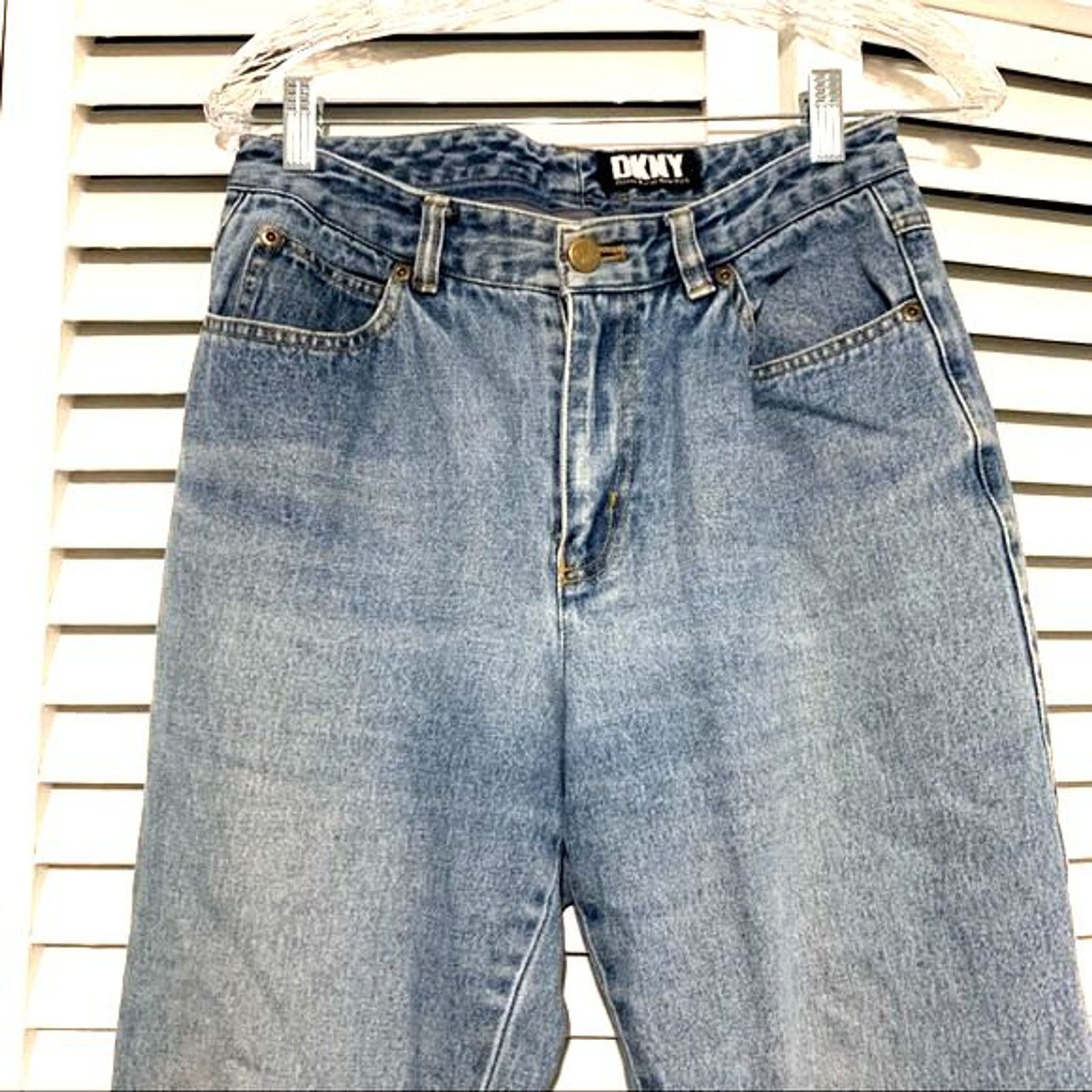 Vintage size 28 DKNY Medium Wash 90s High Rise Tapered Mom Jeans