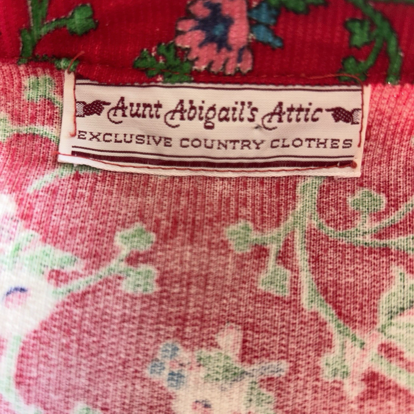 VNTAunt Abigail’s Attic Red Floral Corduroy 3/4 Bell Sleeve Vintage House Coat S