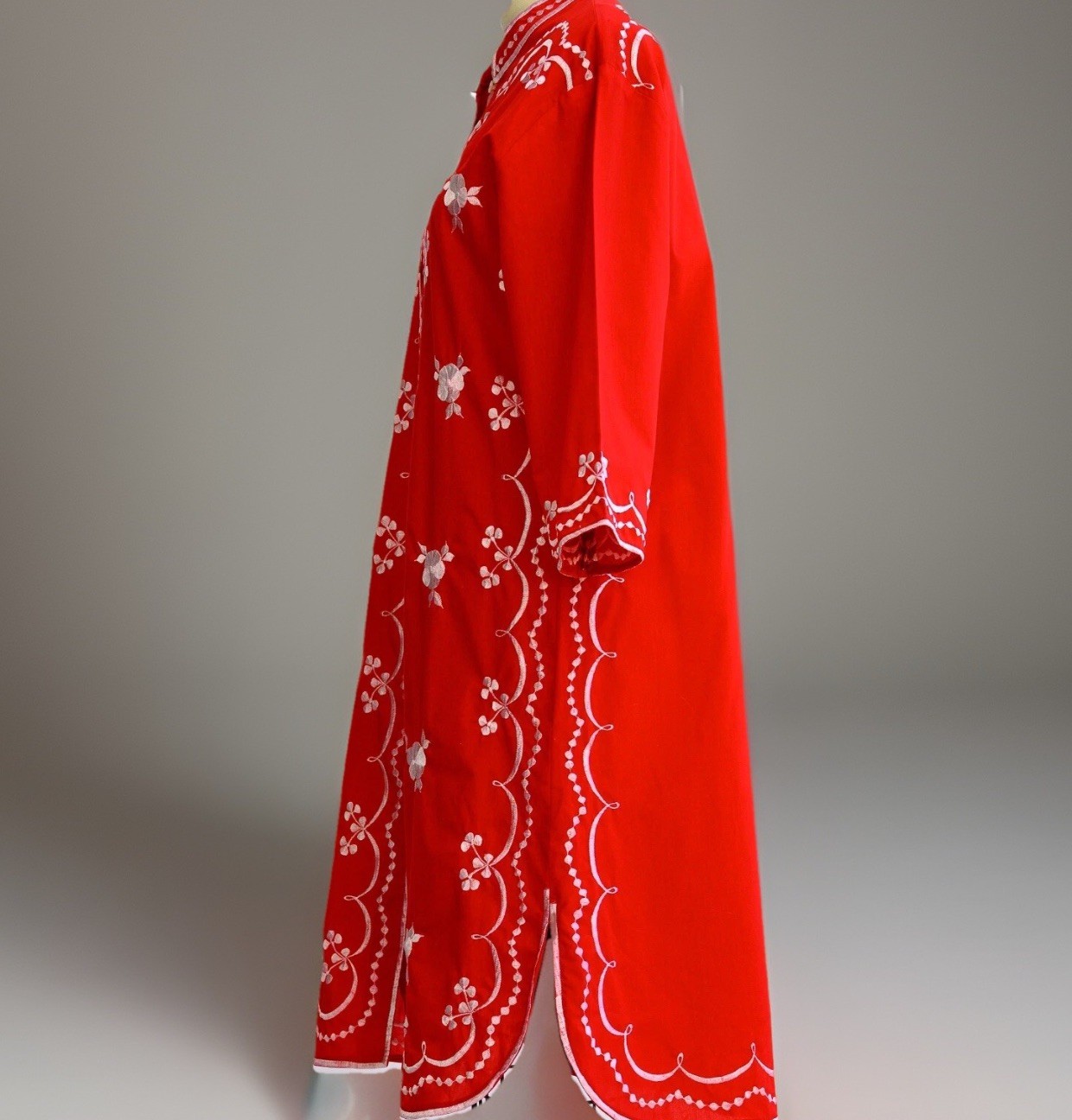 VTG Caro Of Honolulu Dress Red White Embroidered Buttons Down Front 1970’s Sz 12