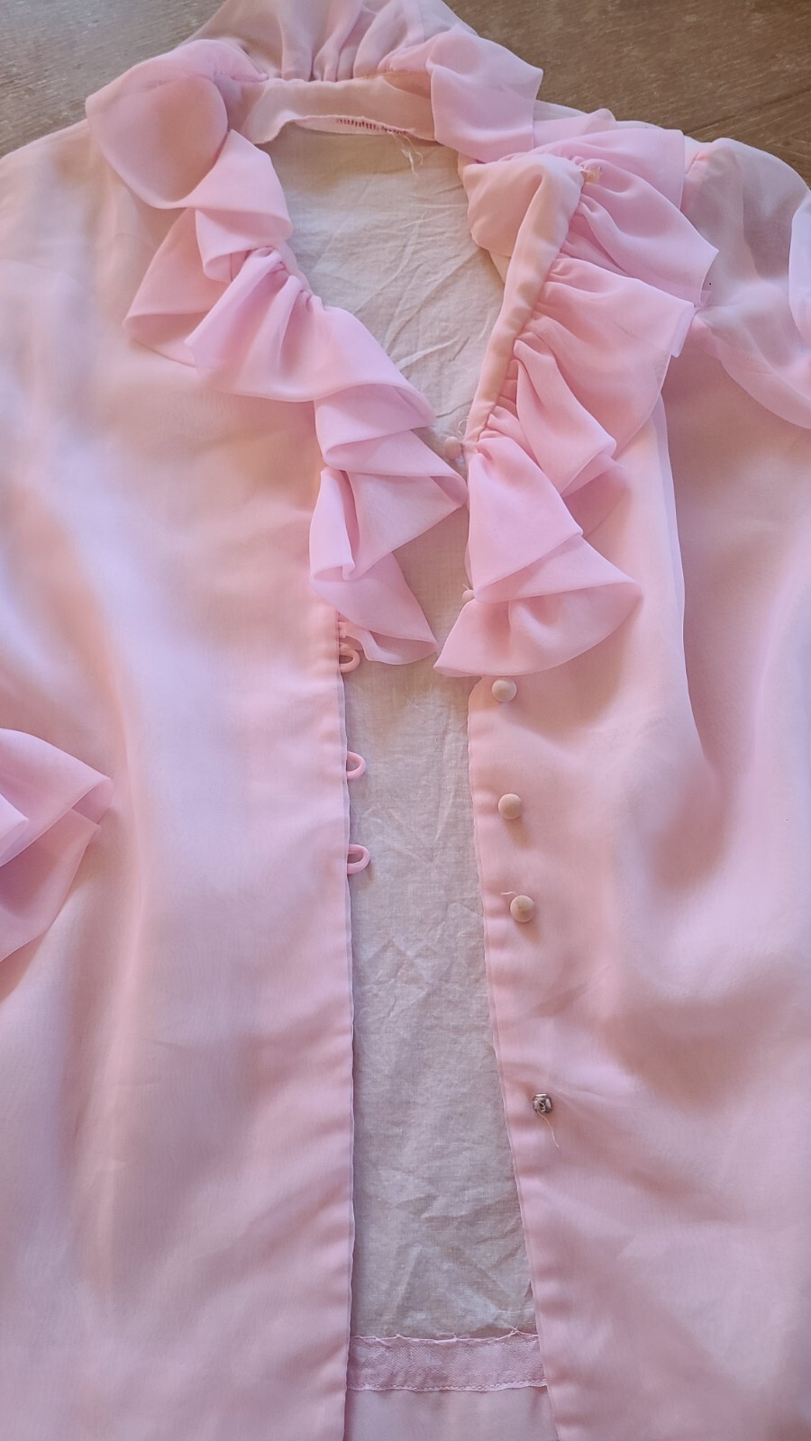 Saks 5th Ave Blush Pink Button Top Ruffle Old Money High Neck Collar Size Small