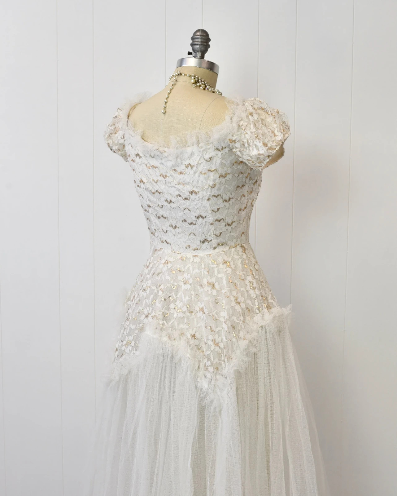 Vintage 1950s White Tulle Lace Floral Metallic Mid Century Bridal Wedding Dress