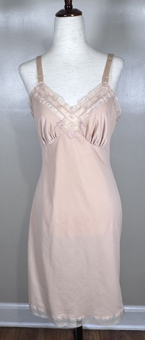 60s Lorraine Nude Nylon Lace Trim Full Slip Dress Coquette Minimal Lingerie Sz S