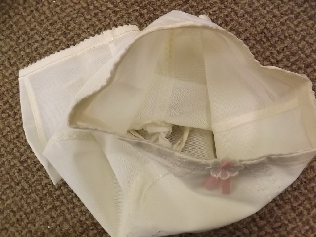 My Fair Lady Vtg NEW Long Leg Thigh Fit Girdle Panties Sm 25/26 w/ Garter Belts