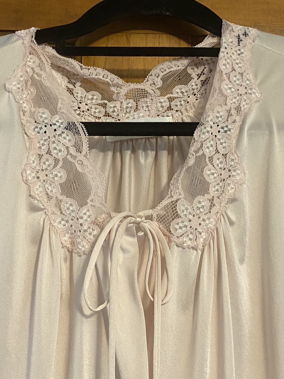 Vintage Miss Elaine Nightgown Robe Small/Medium Long Sleeve Button Dusty Rose