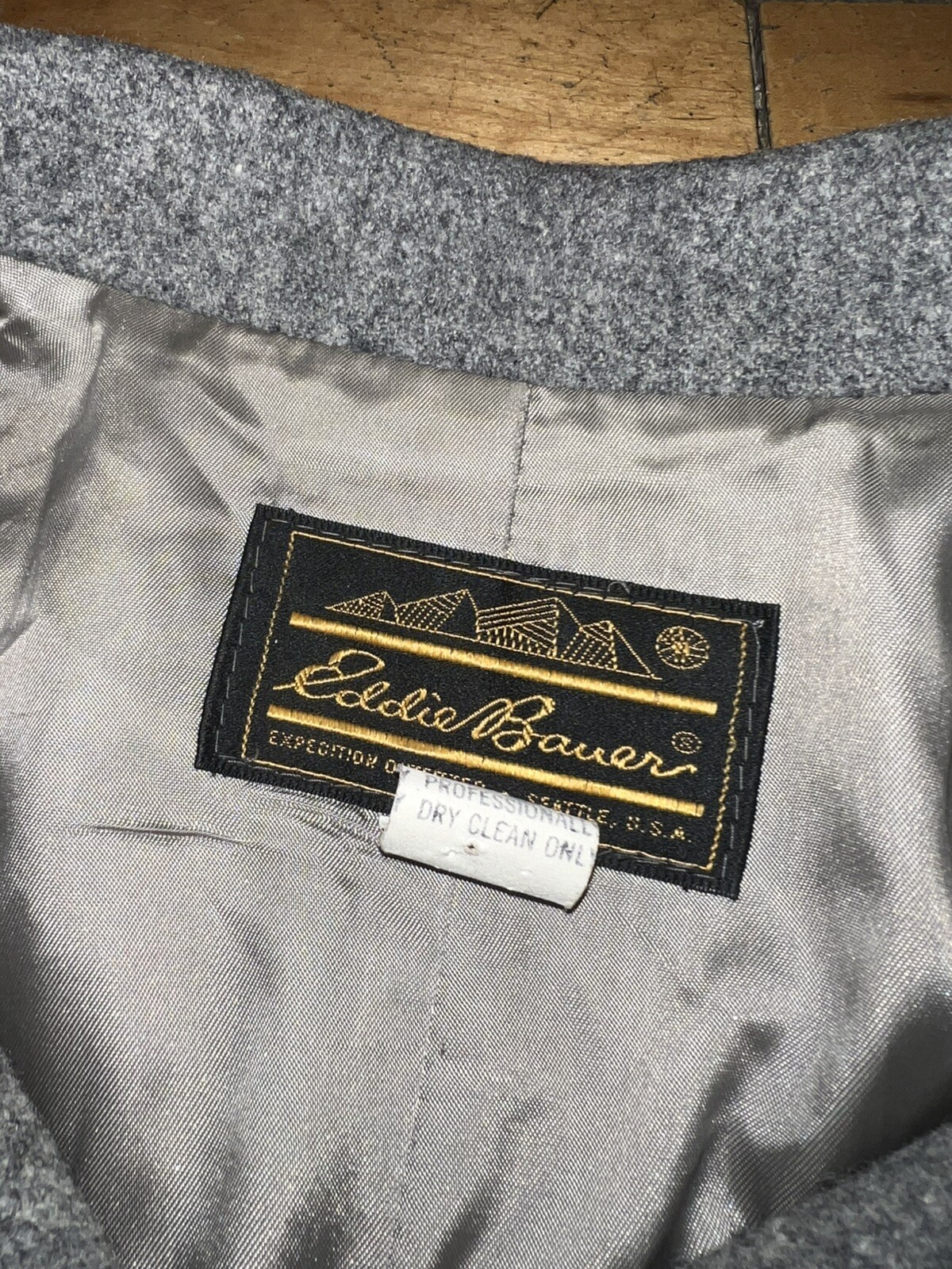Vintage C.C. Filson Co Eddie Bauer Womens Cape Sz M 100% Virgin Wool Gray USA