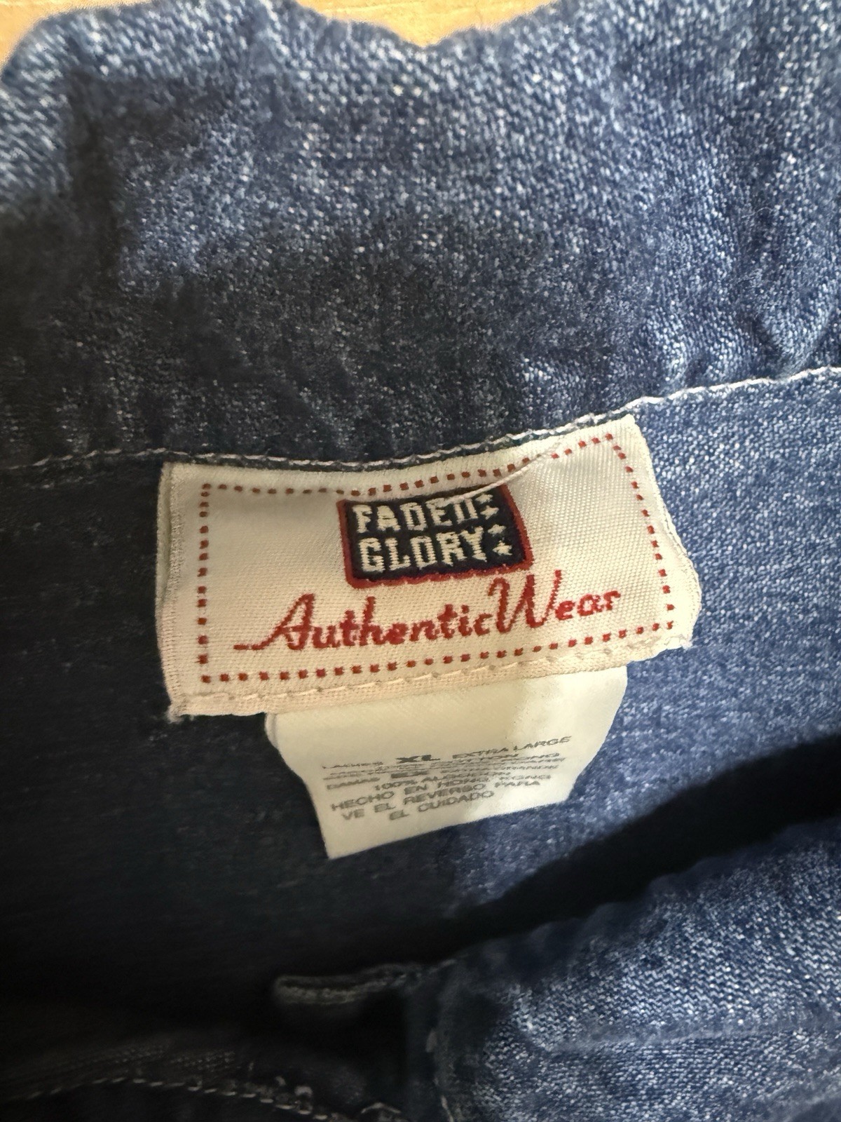 Vintage 90’s Trucker Style Woman’s Denim Button Down Vest Medium Wash Size XL