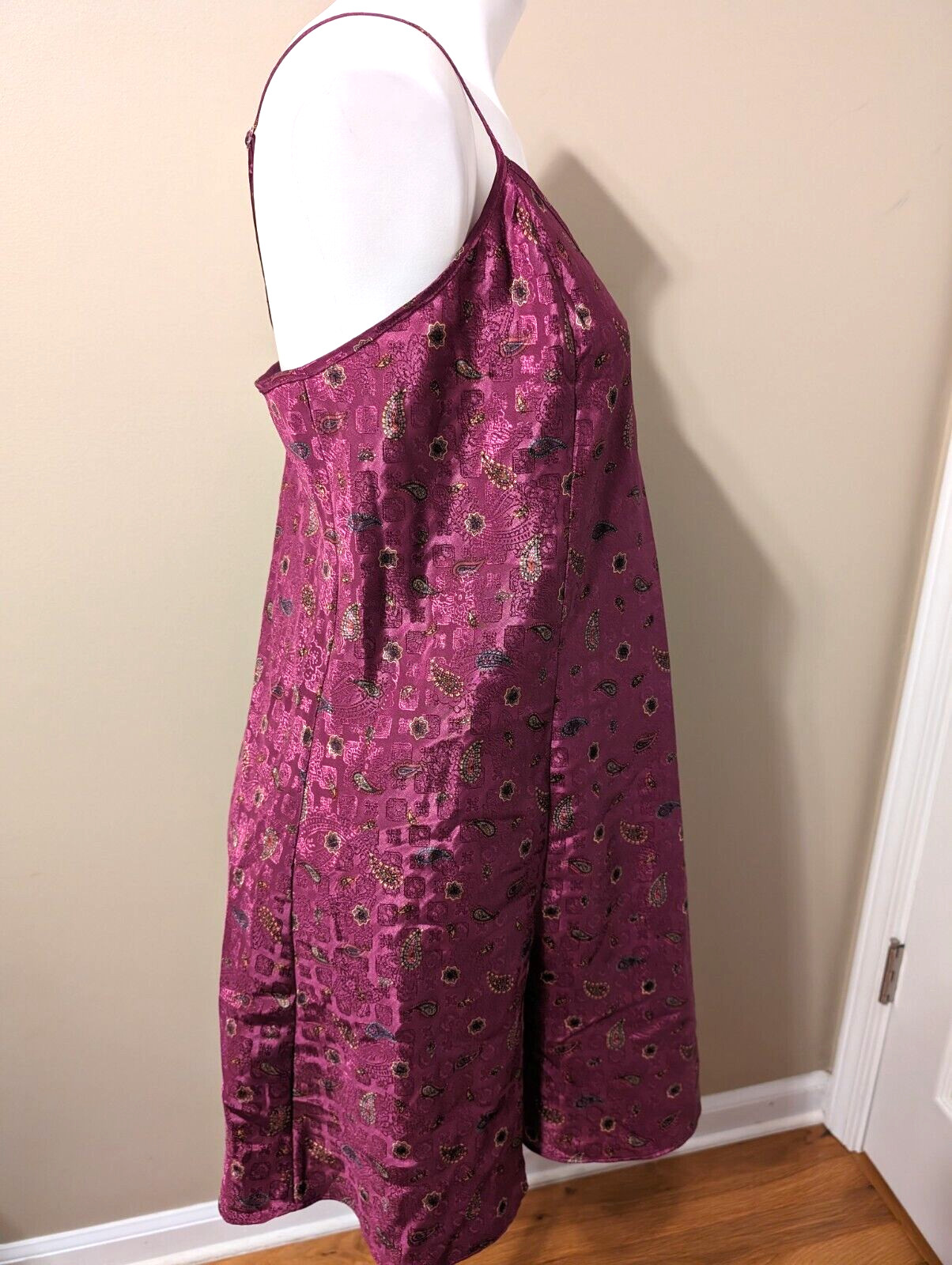 Inner Most Women’s Plum Paisley Satin Chemise/Slip Dress 1X Style: 17302 NWOT