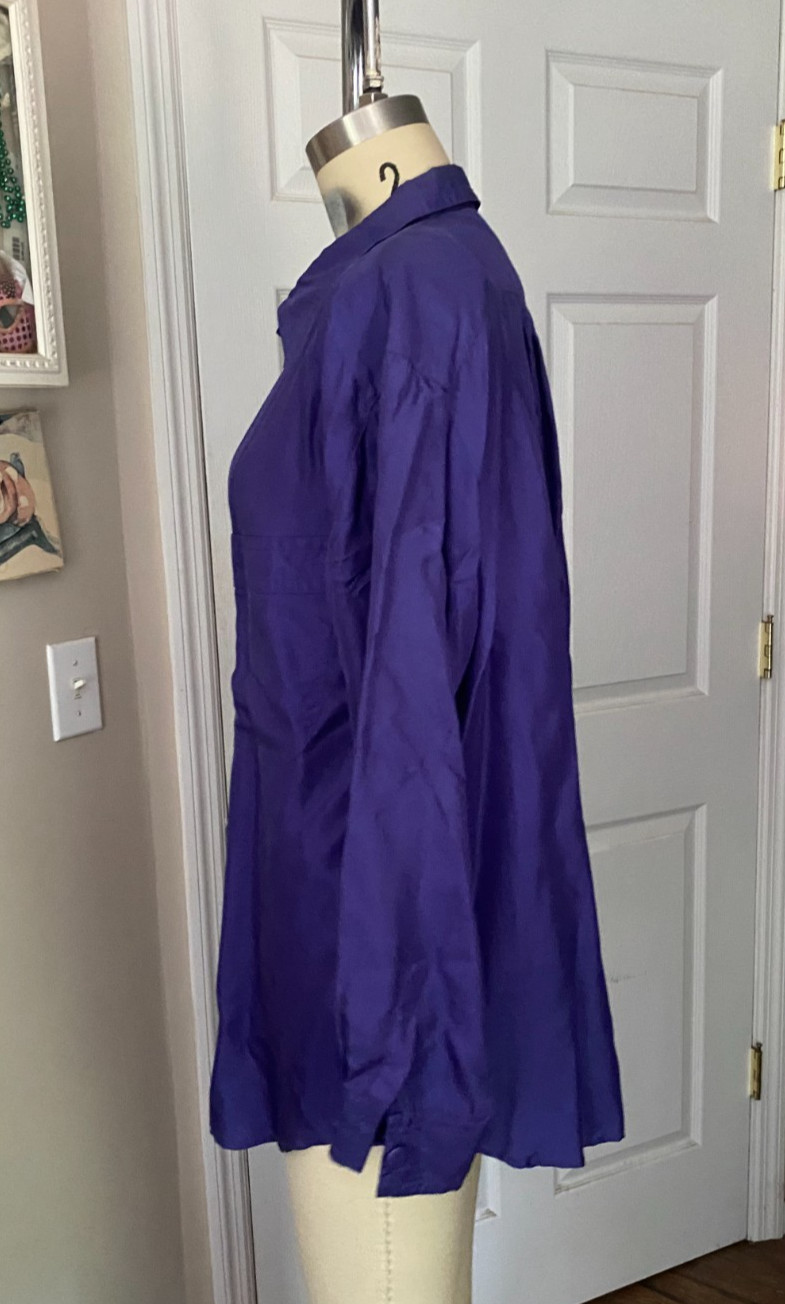 VINTAGE 1990s THE LIMITED 100% Silk Oversized PURPLE Button Down Shirt *SMALL*