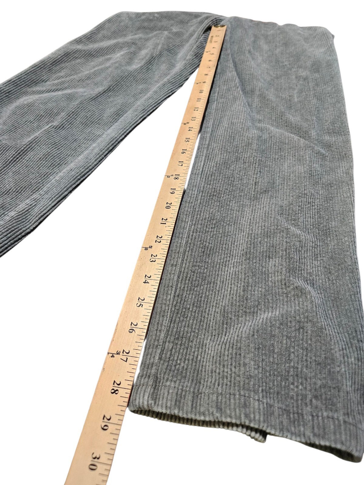 Sculptor Women Corduroy Green Medium High Rise 26in Waist