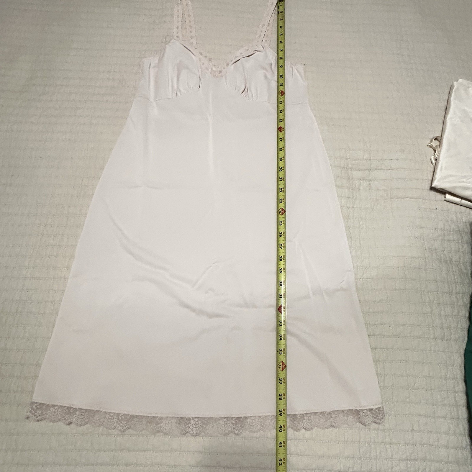 Vintage 2 Pc Nylon & Lace Full Slips Blush & Ivory SZ 40L XL Lorraine Shadowline