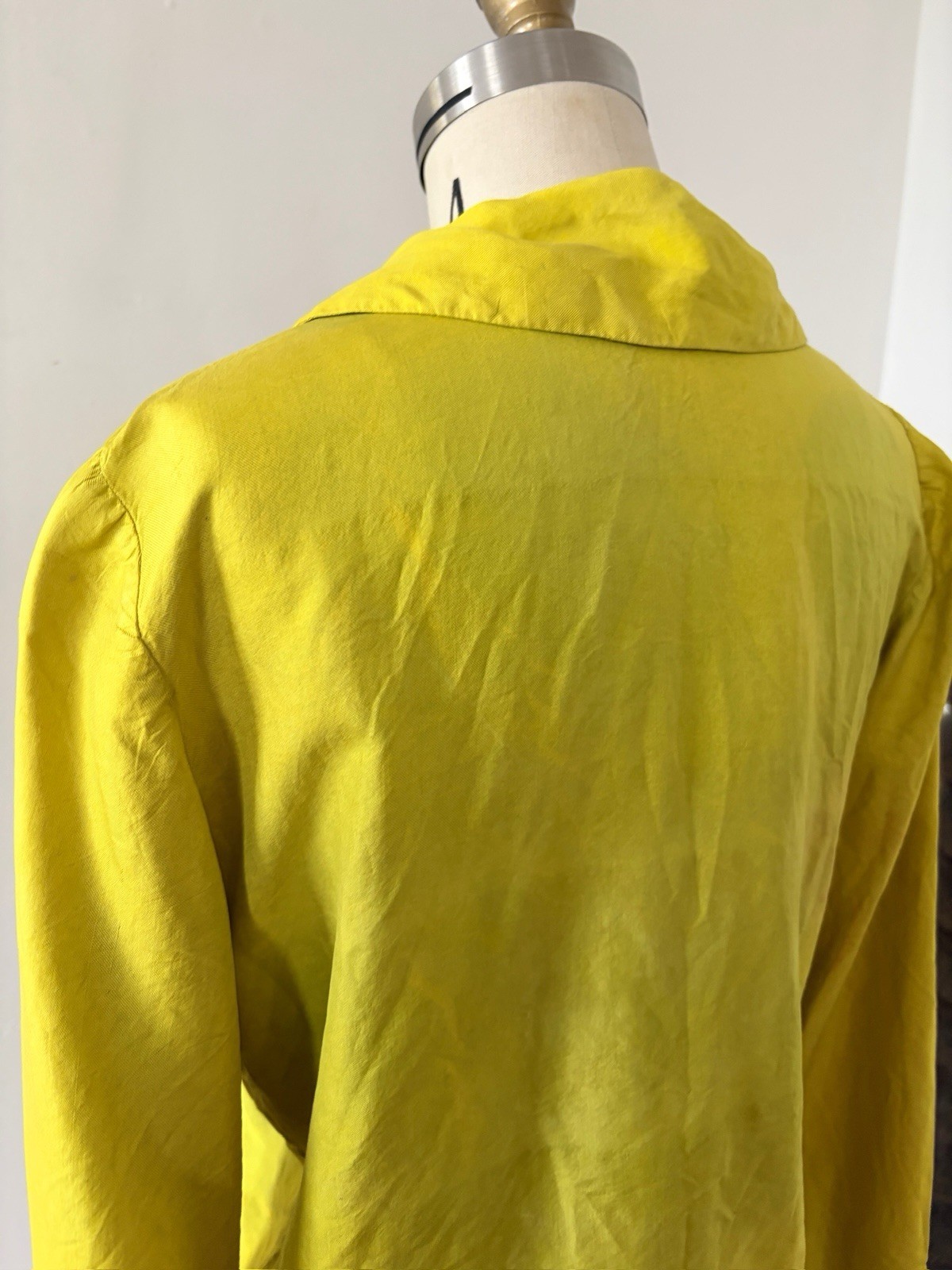 Vintage Antique 1920s 1930s Chartreuse Silk Trumpet Sleeve Blouse Shell Button S
