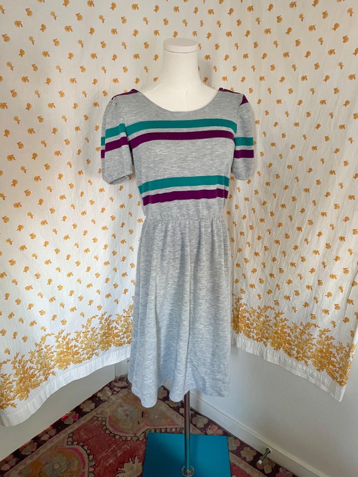Vintage ILGWU 70s 80s Gray Striped Knit Dress Puff Sleeve Low Back Stretch Waist
