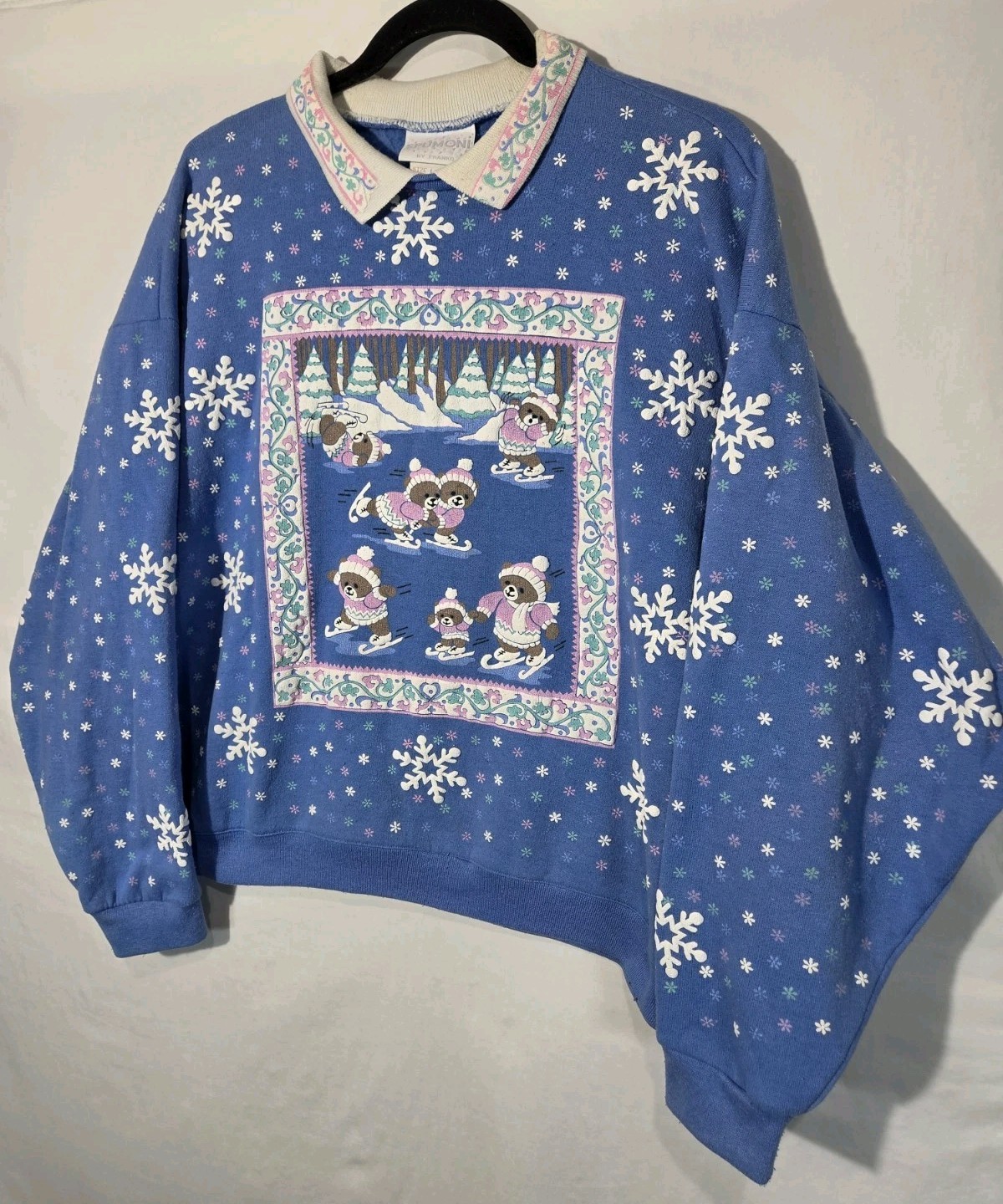 90s Spumoni Christmas Skating Bears Sweatshirt Women’s LRG Puff Paint Snowflake