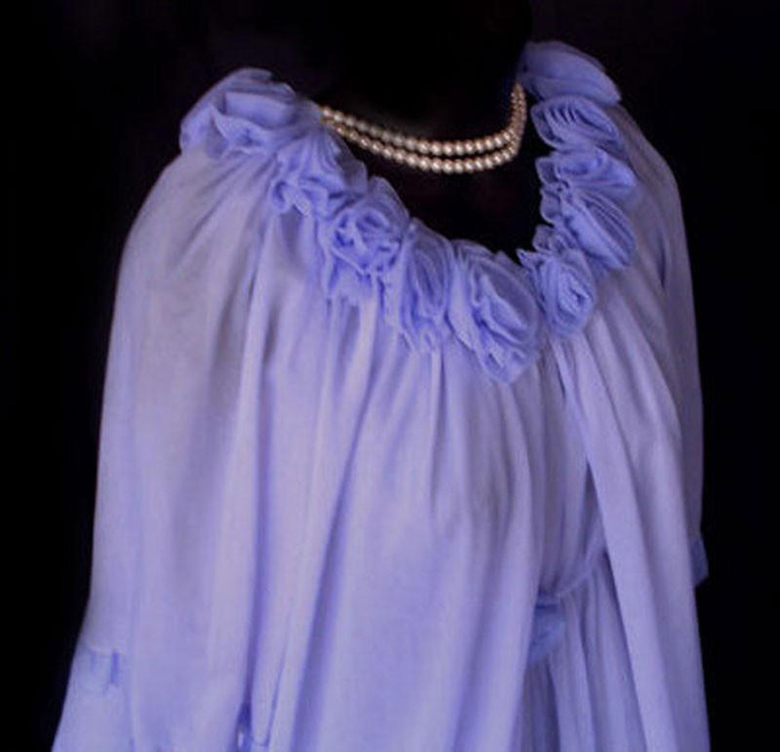 Vintage ’70s Jenelle French Lilac Peignoir Nightgown Set – Double Nylon Roses