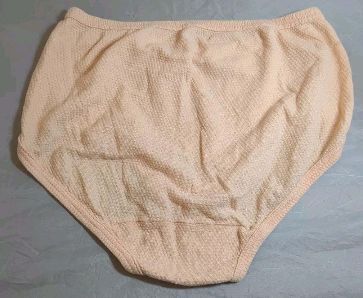 Vintage Jockey Peach Cotton Briefs Granny Panties 6 Medium Made in USA NWOT