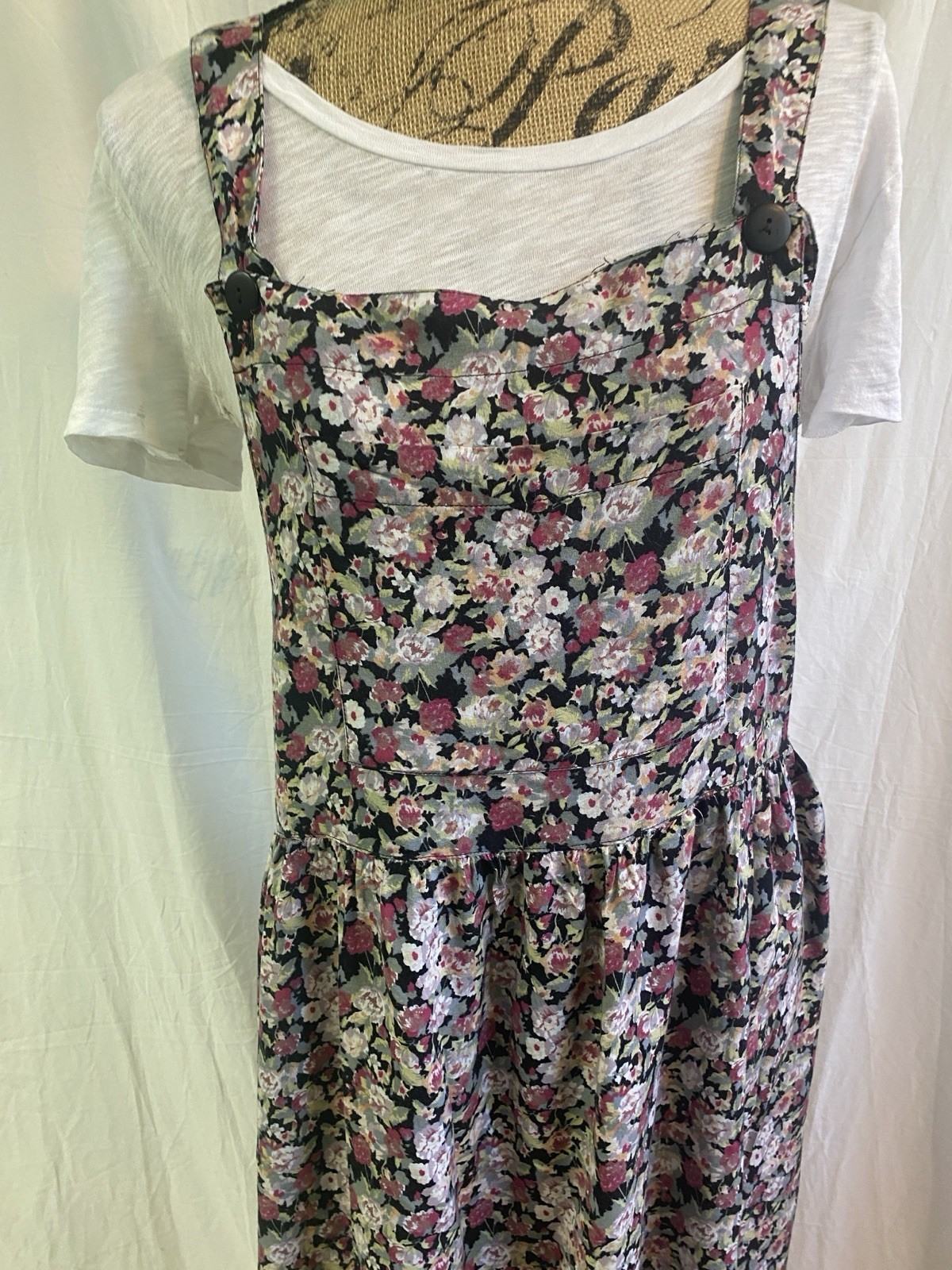 90’s Women’s Vintage Cottagecore Black Floral Pinafore Apron Maxi Dress M