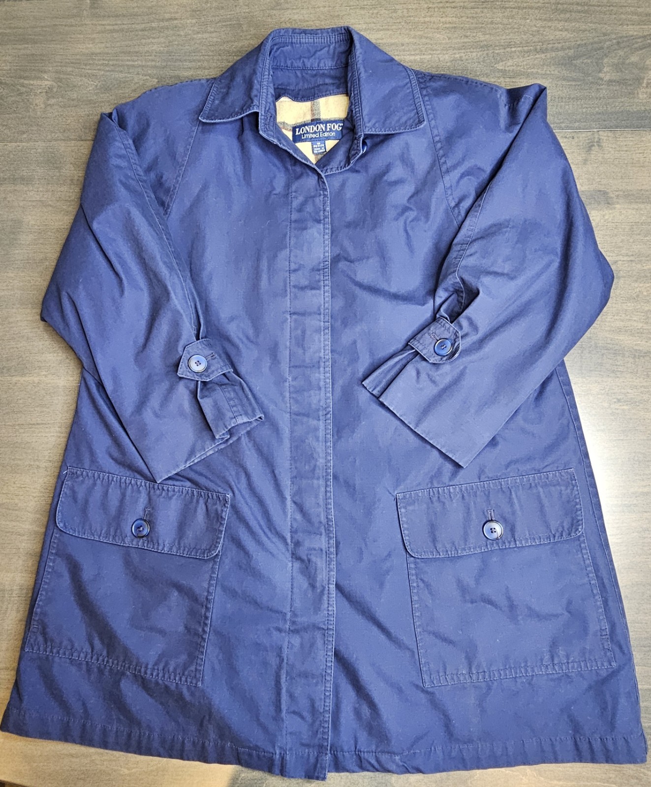 London Fog Limited Edition Women’s Sz 10 PETITE Blue Button Front Zip Out Liner