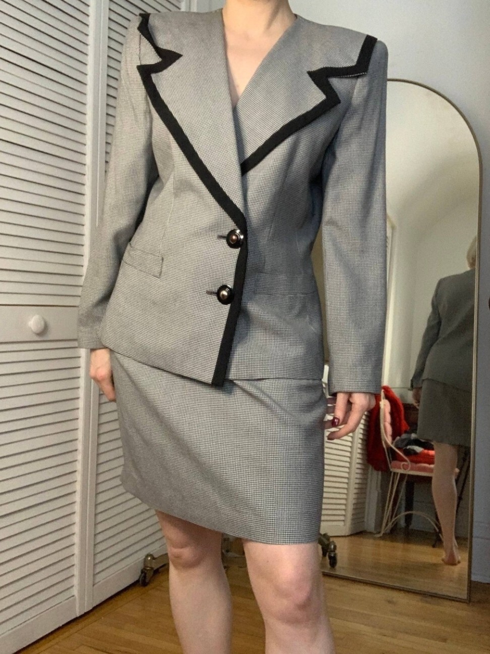 Vintage 2 Piece Skirt Suit Jaqueline Ferrar Houndstooth Women’s Size 12