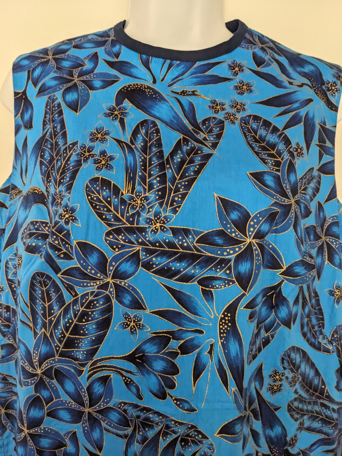 Vintage 60s 70s House of MuuMuus Waikiki Hawaiian Dress Gold blue navy ties XS
