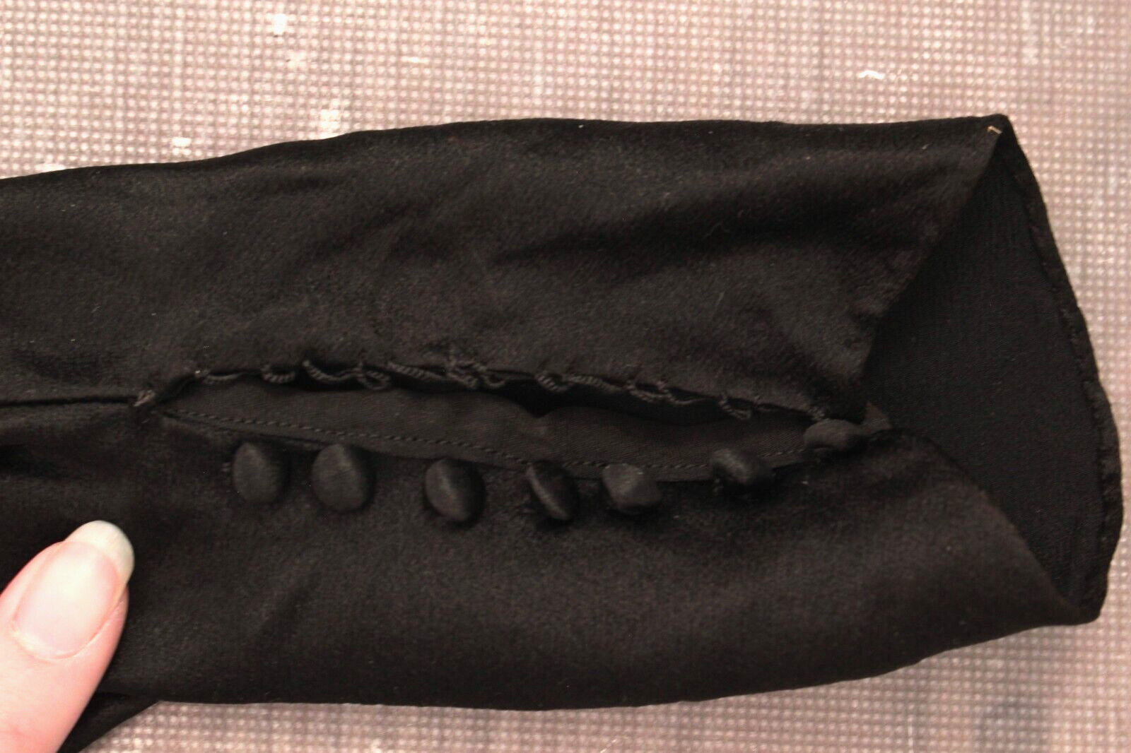 VTG Women’s 30s Black Silk Dress W/ Cream Lace Collar 1930s Sz S/M Button Cuffs