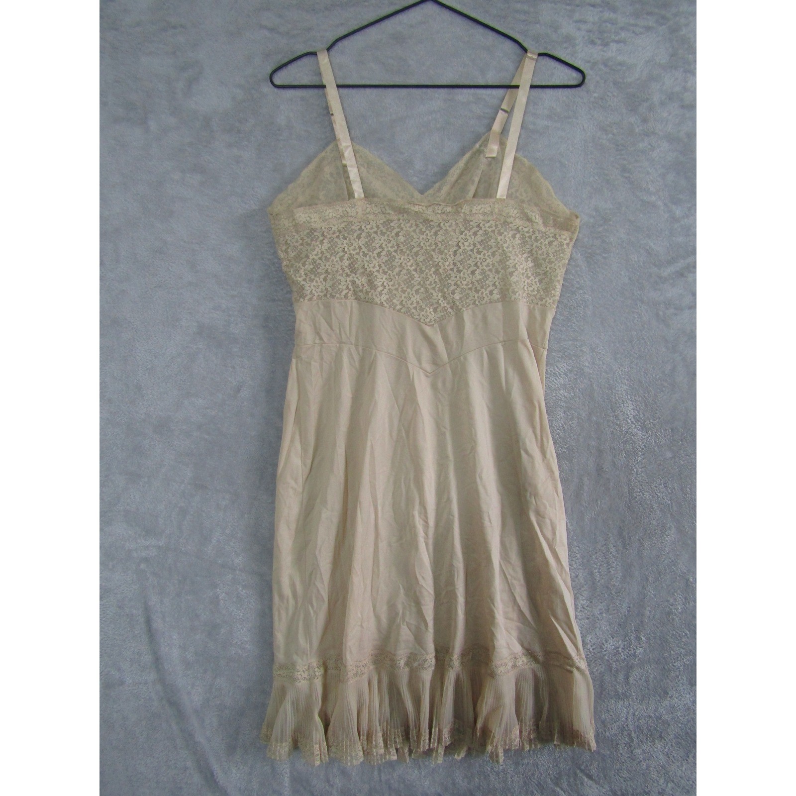 Vintage Beige Lace Trim Full Slip Dress Pleated Ruffle Hem Adjustable Straps