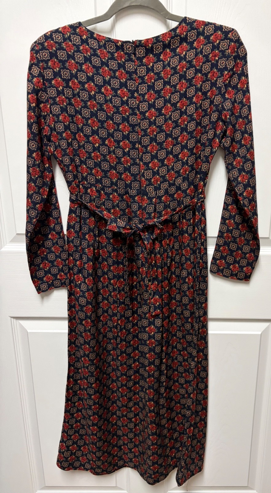 vtg 90s Ellen Ashley Dress size S black floral print Midi sweetheart neckline EC