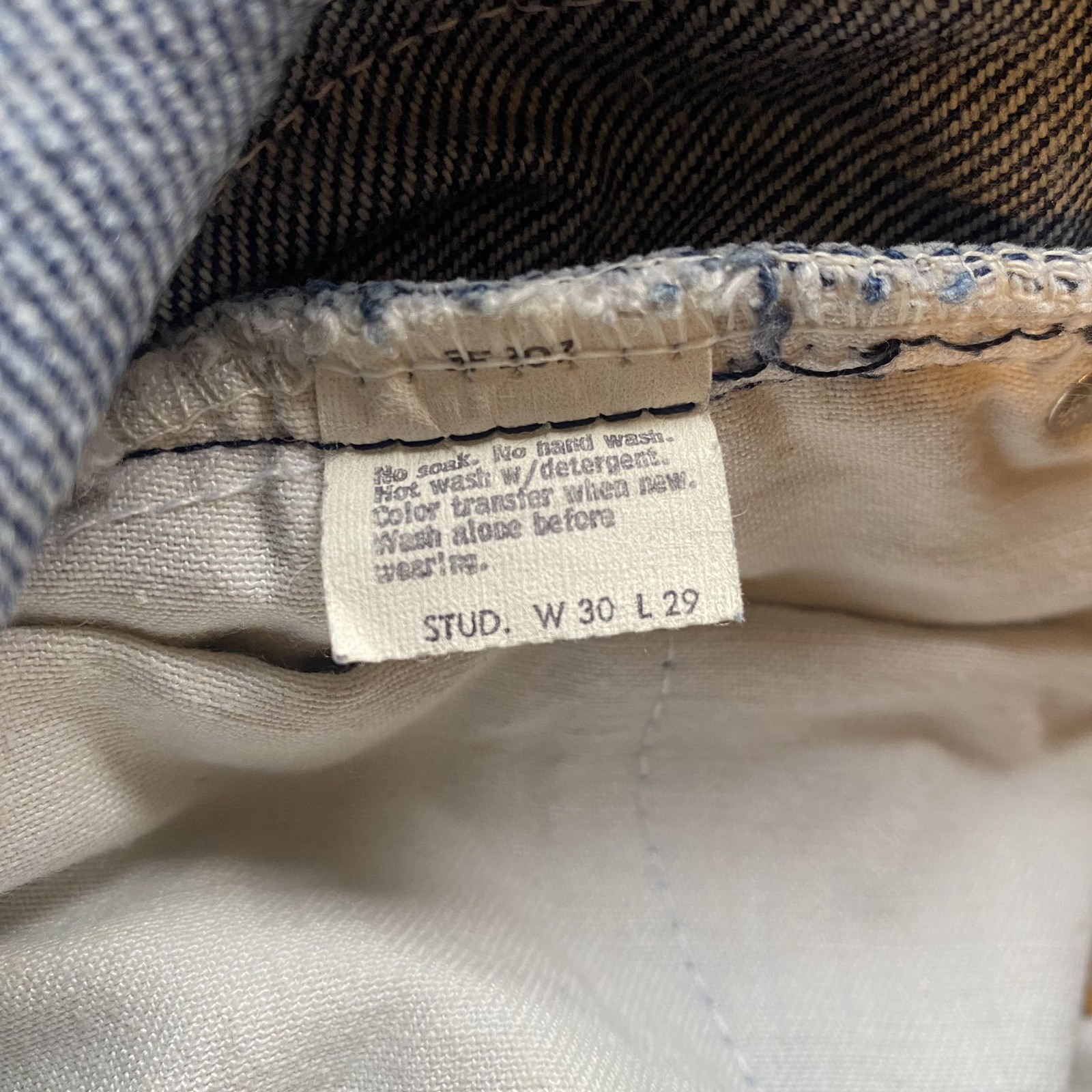 Vintage Levi’s 1983 546 Women’s Jeans Retro 80’s Vibe 30×29 Orange Tab
