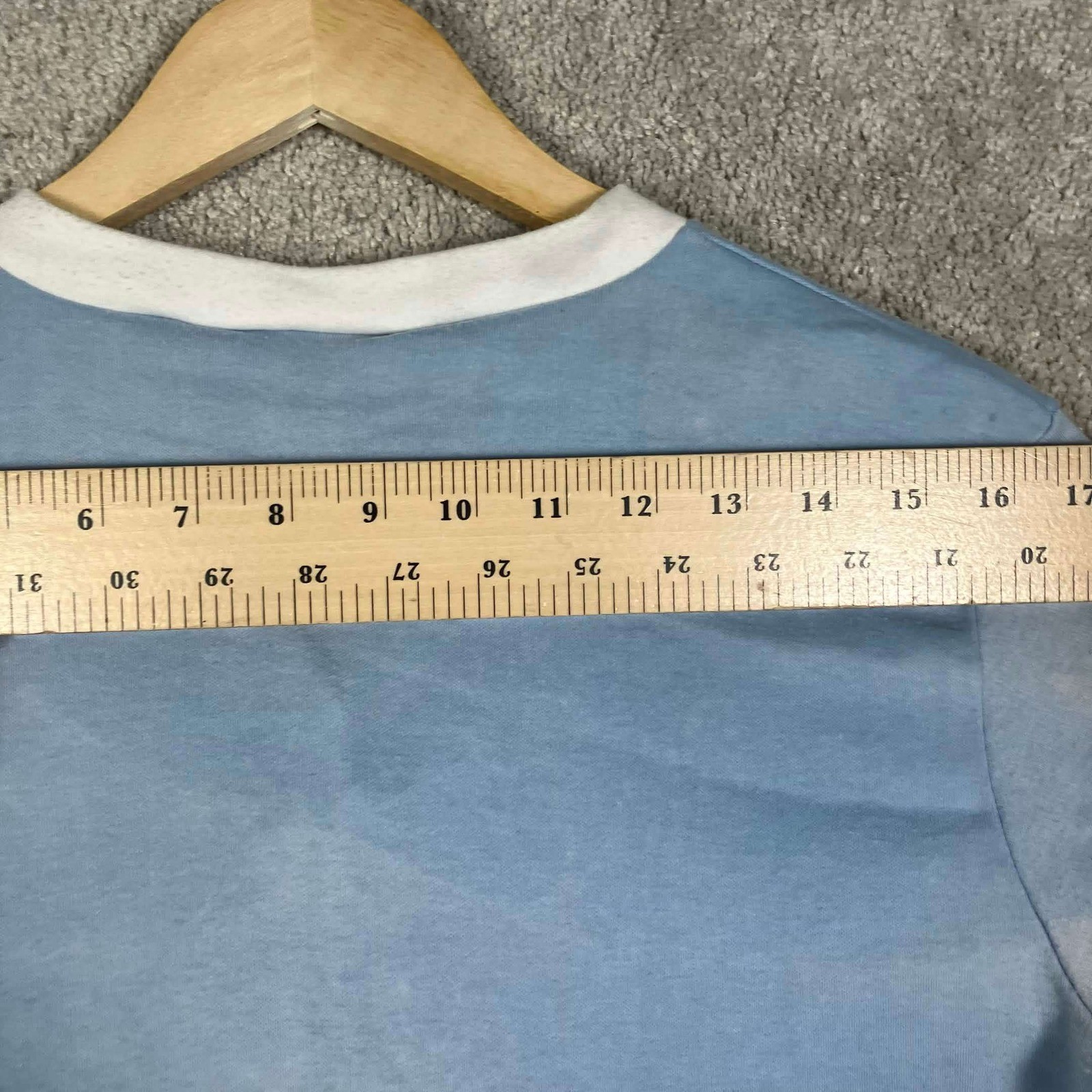 Vintage Le Riche Myrtle Beach SC V-Neck Shirt Light Blue Womens Large USA