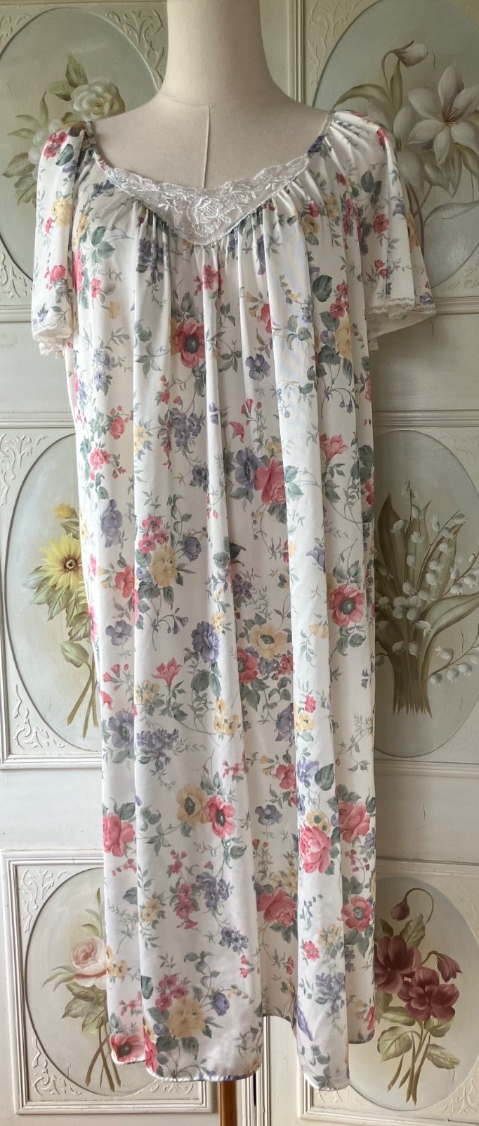 VTG USA VANITY FAIR LACY NIGHT GOWN NYLON FLOWERS WHITE PINK BLUE YELLOW XL EUC